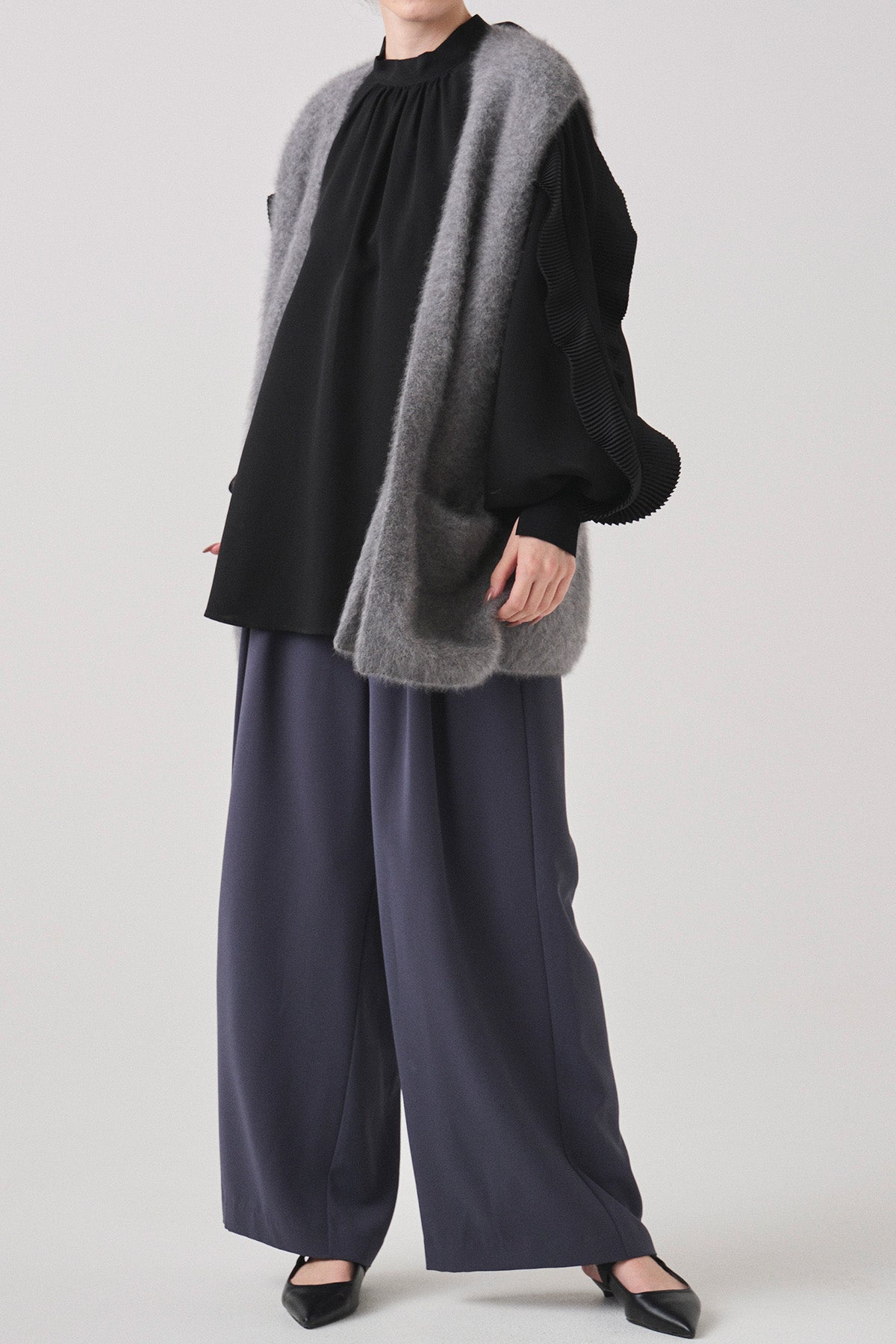 オープンフロントFOX×カシミヤニットジレ