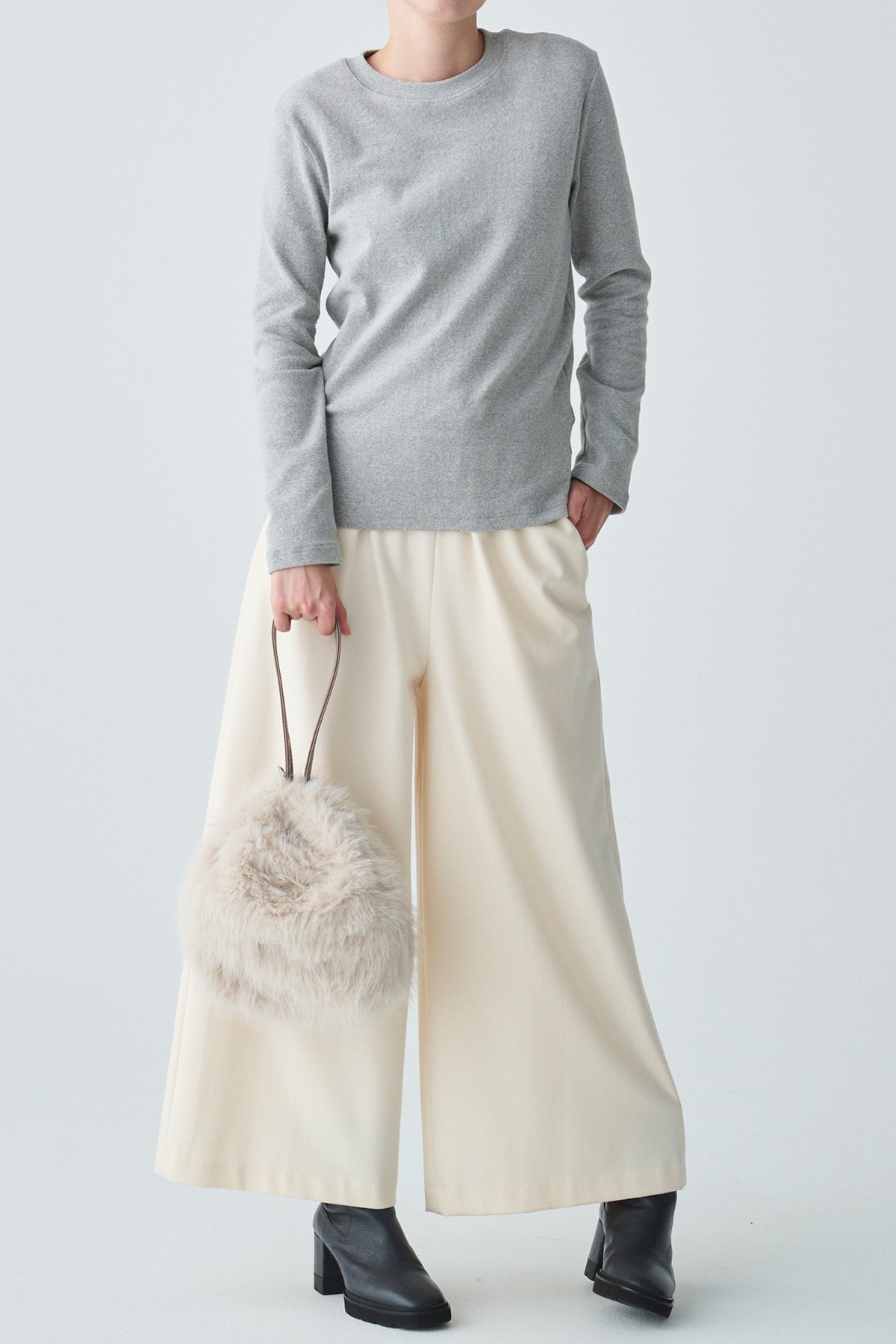 微起毛クルーネックカットソー