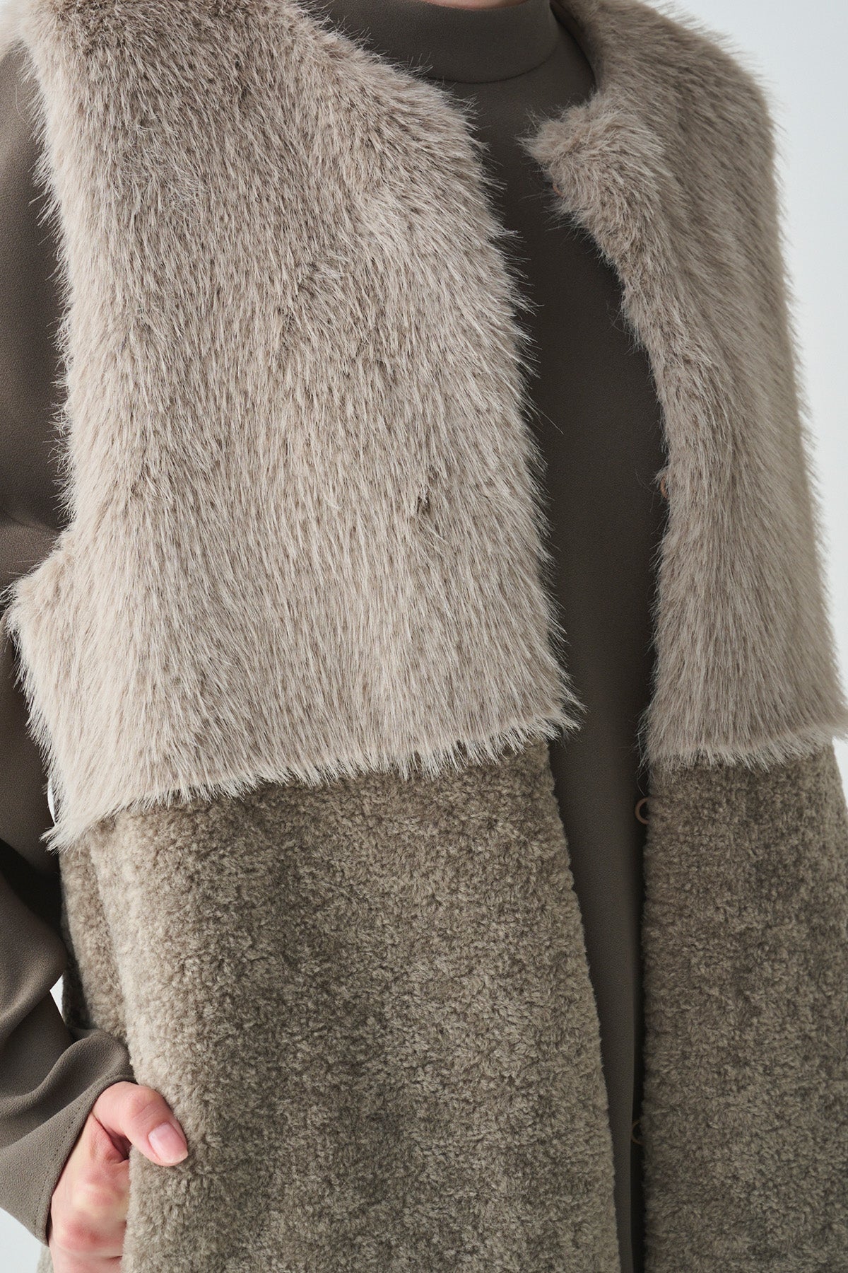 フェイクファー×ボアコンビネーションジレ