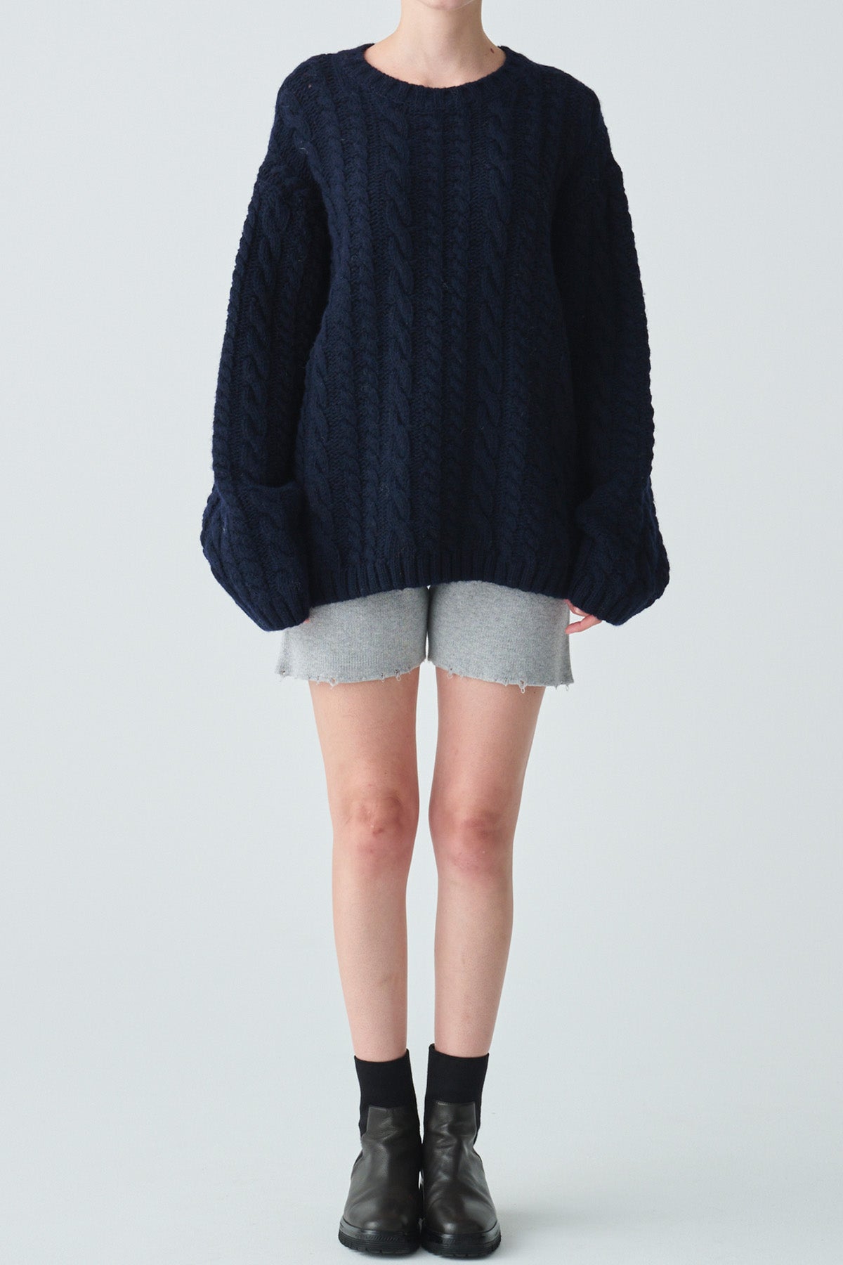 ishi カットオフニットショートパンツ