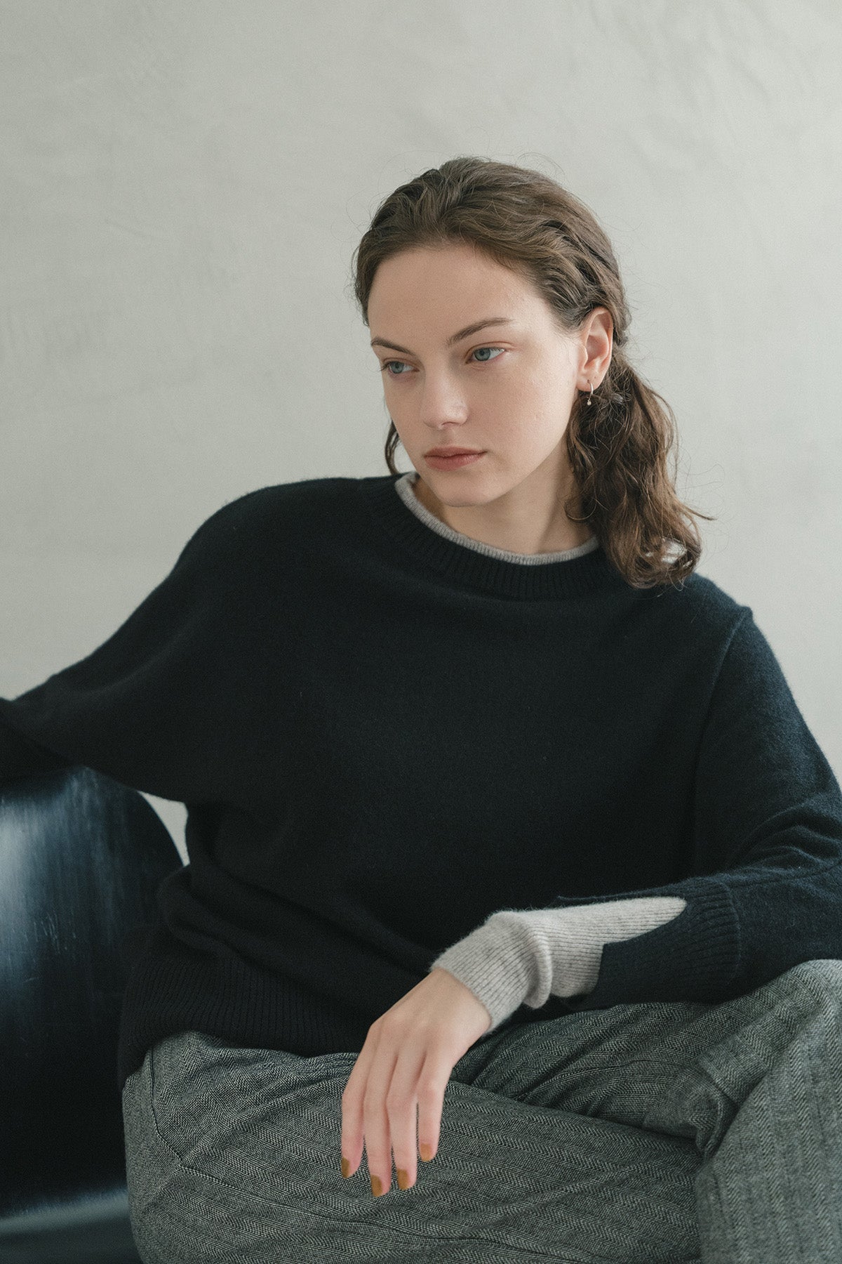 バイカラーレイヤードカフカシミヤニット