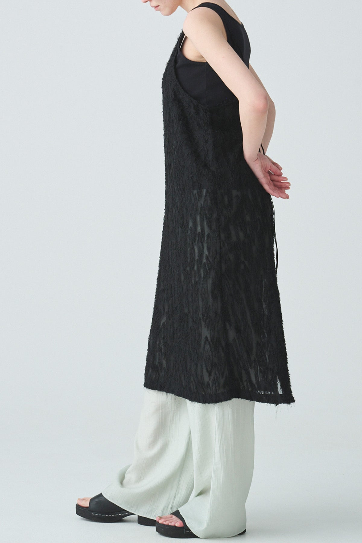 ishi レイヤードシアーキャミソールワンピース