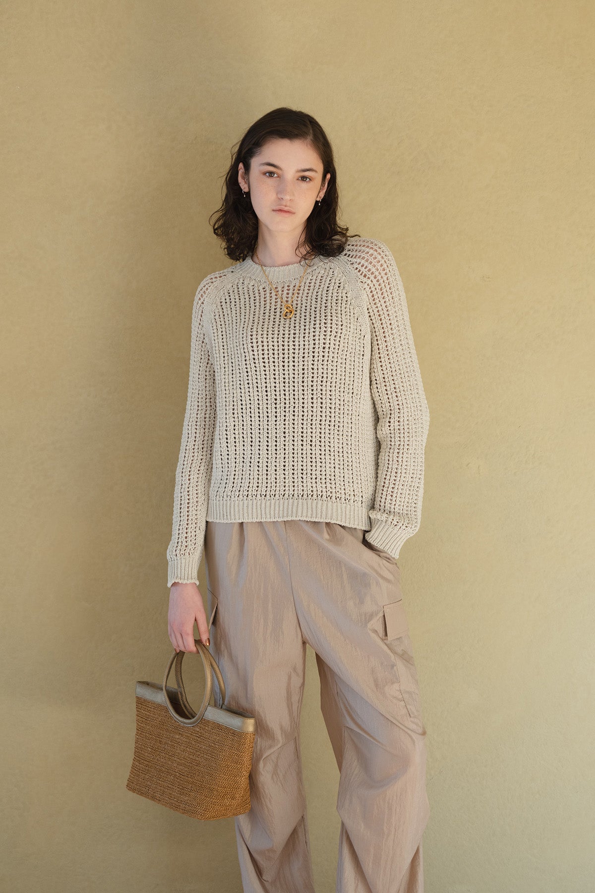 ラメ入りメッシュニット