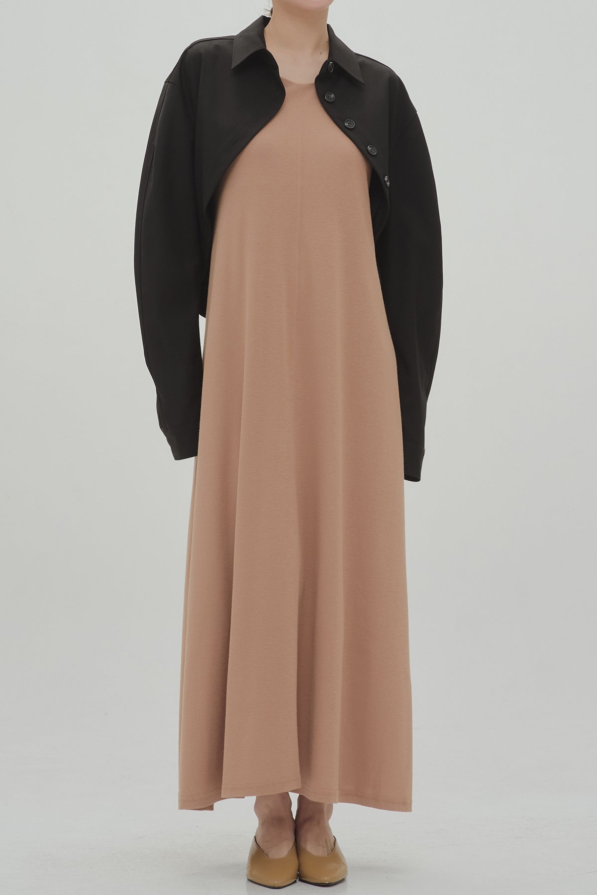 ishi フロントオープンクロップドジャケット