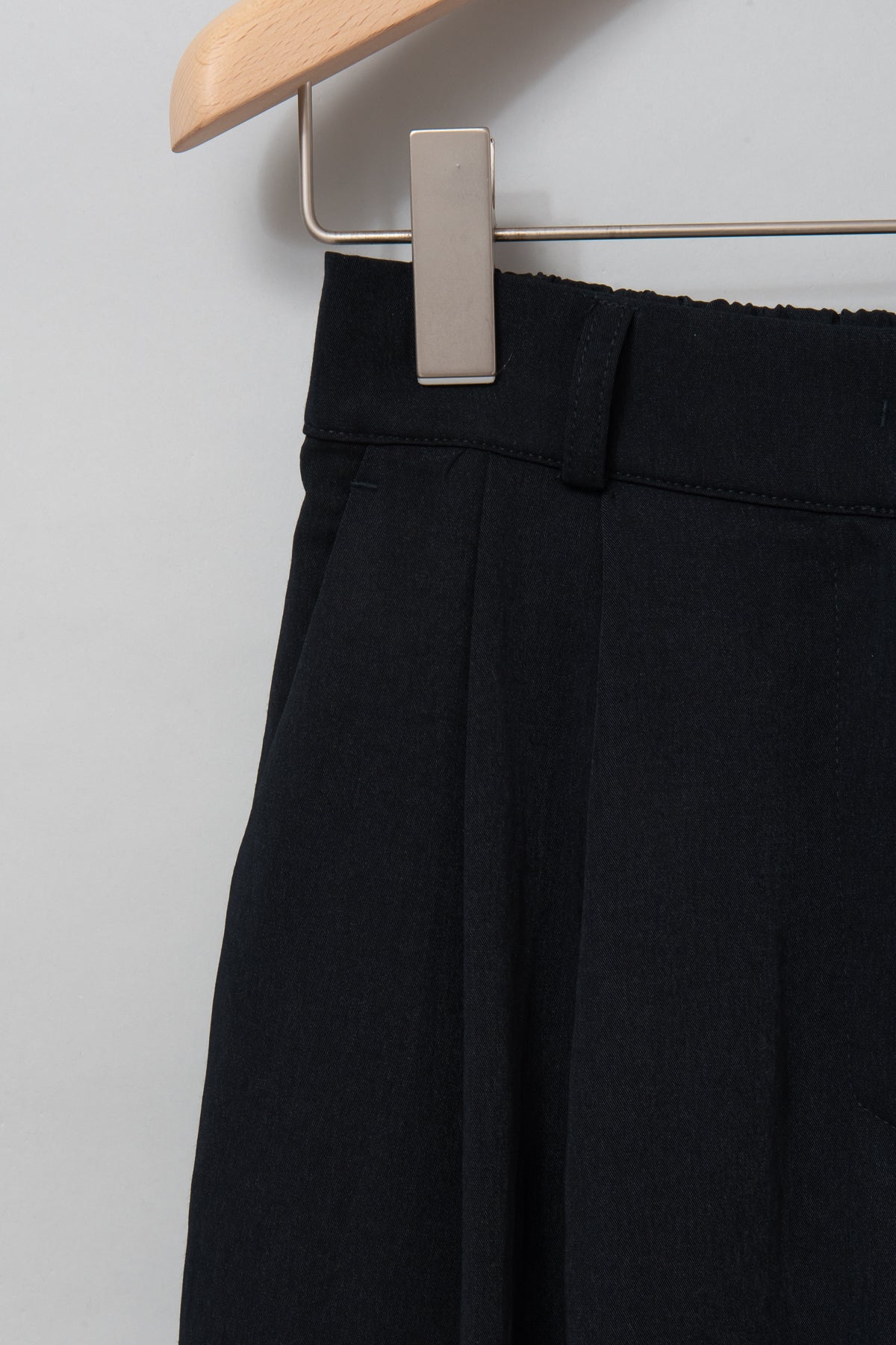 ishi Vネックベスト+ワイドパンツセットアップ-N