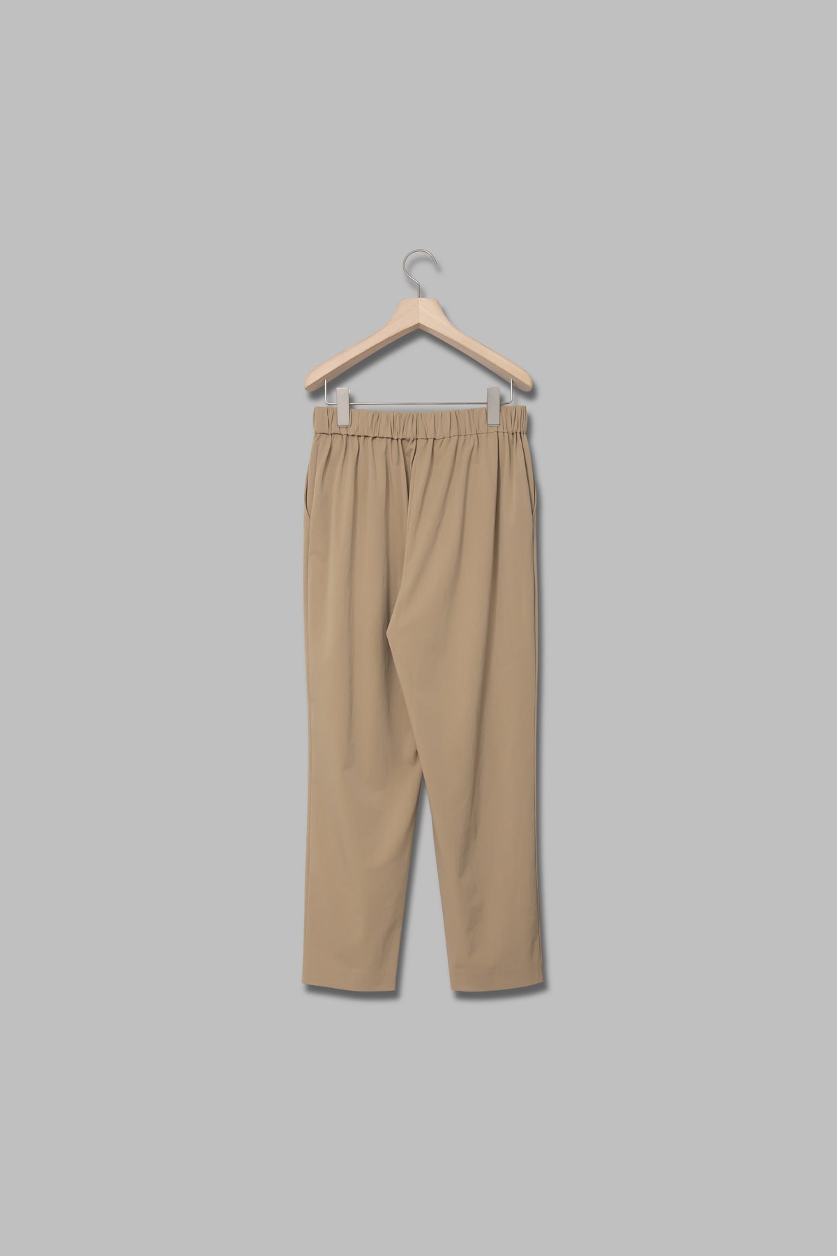 ワンタックハイストレッチテーパードパンツ