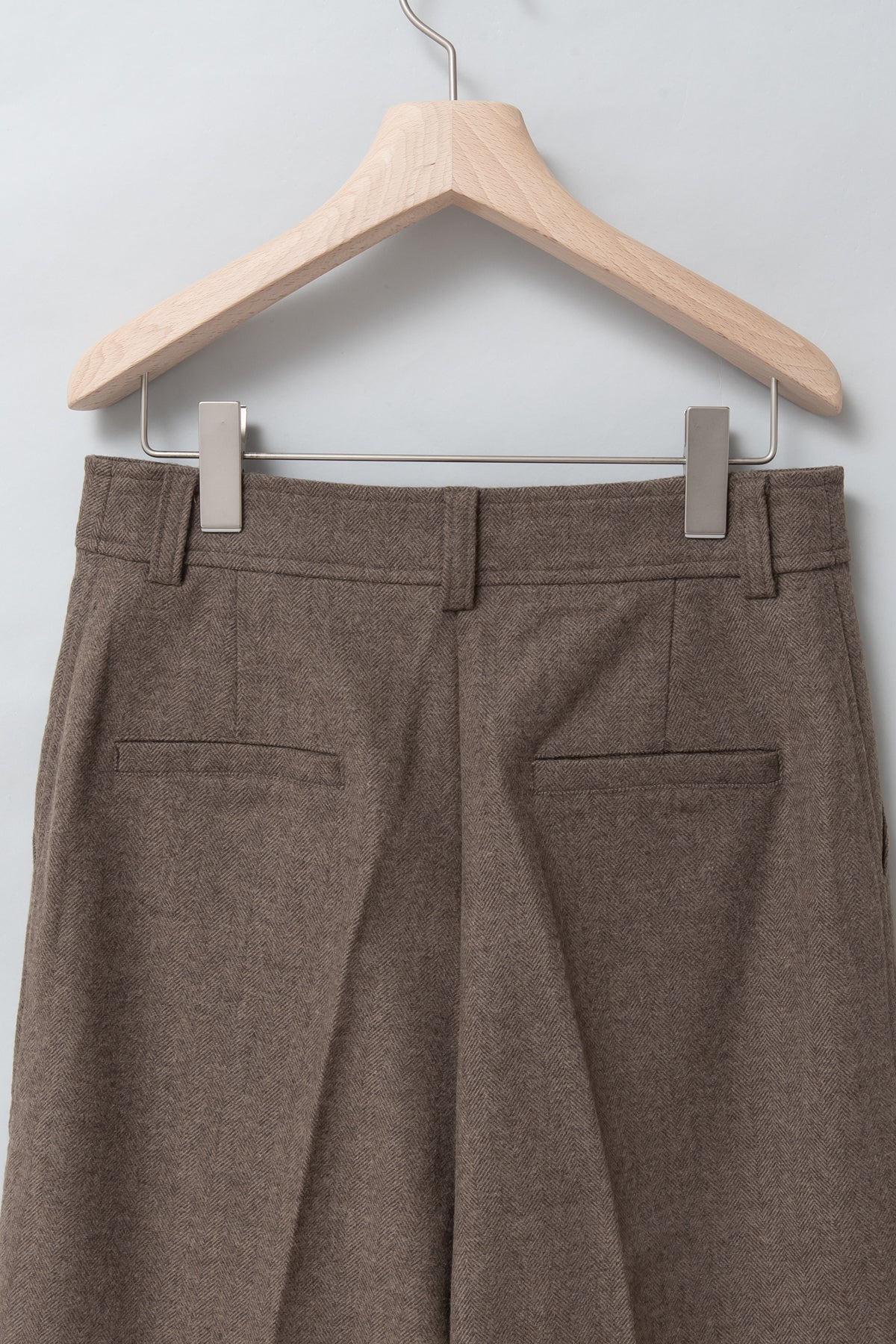 ヘリンボーンセンタープレスハーフパンツ