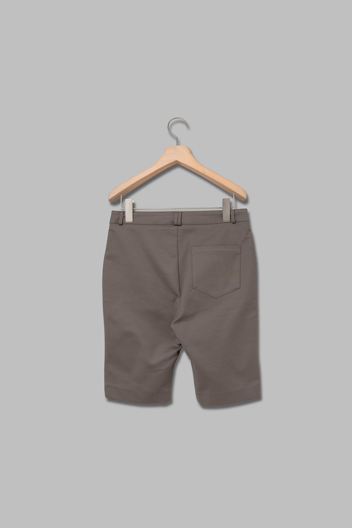 ishi ストレッチバミューダーパンツ