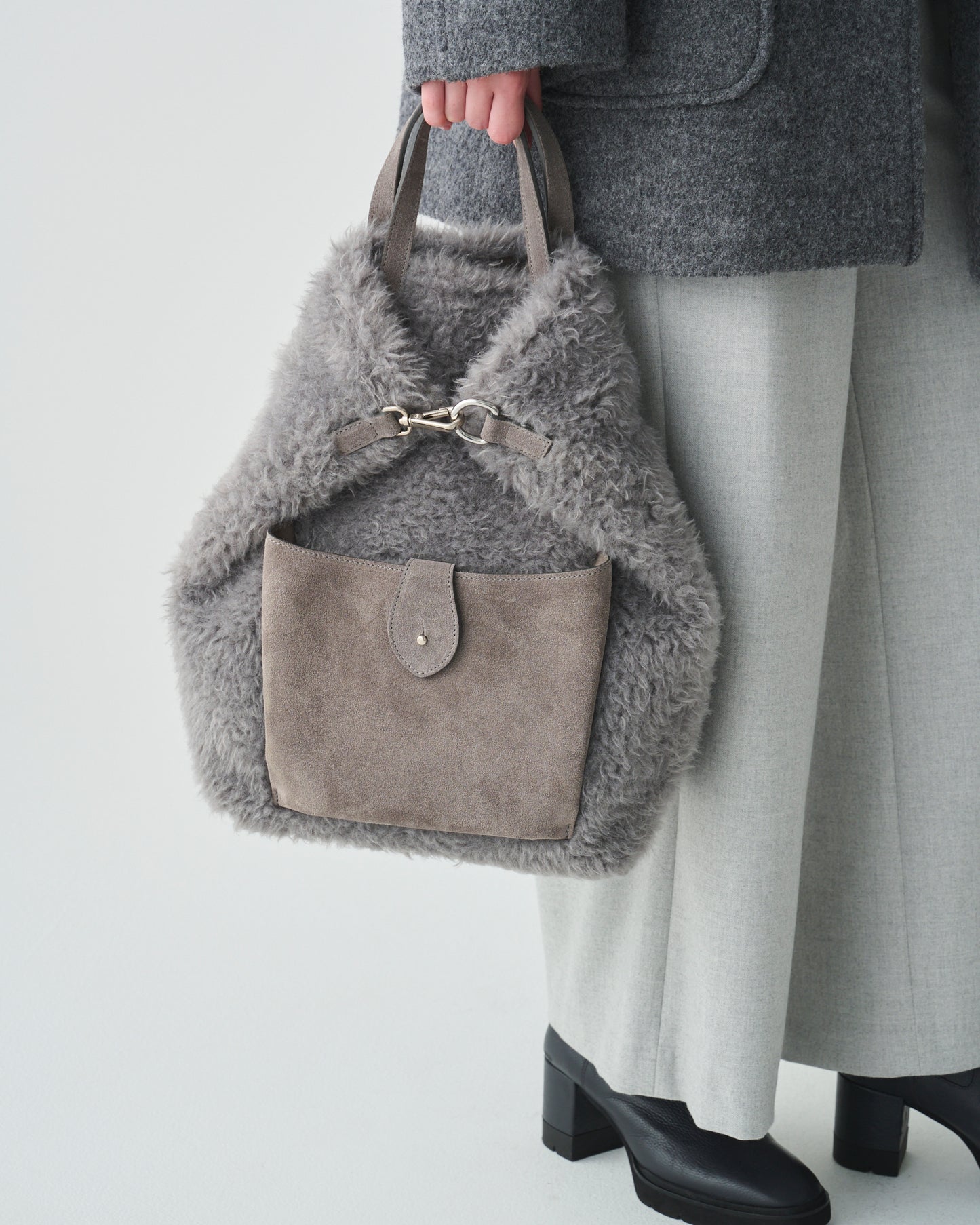 Caterina Bertini 2WAYボア×レザートートバッグ