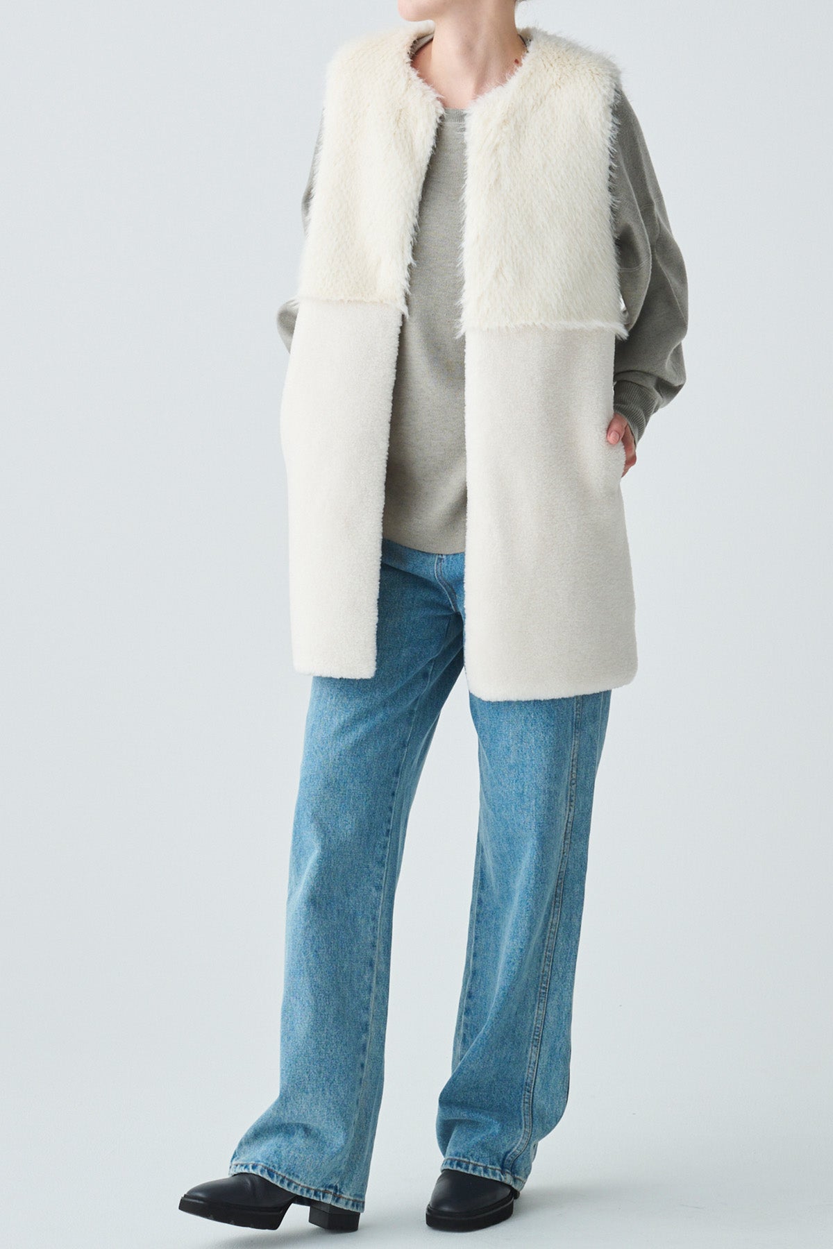 フェイクファー×ボアコンビネーションジレ – LiSA LiSA ONLINE SHOP