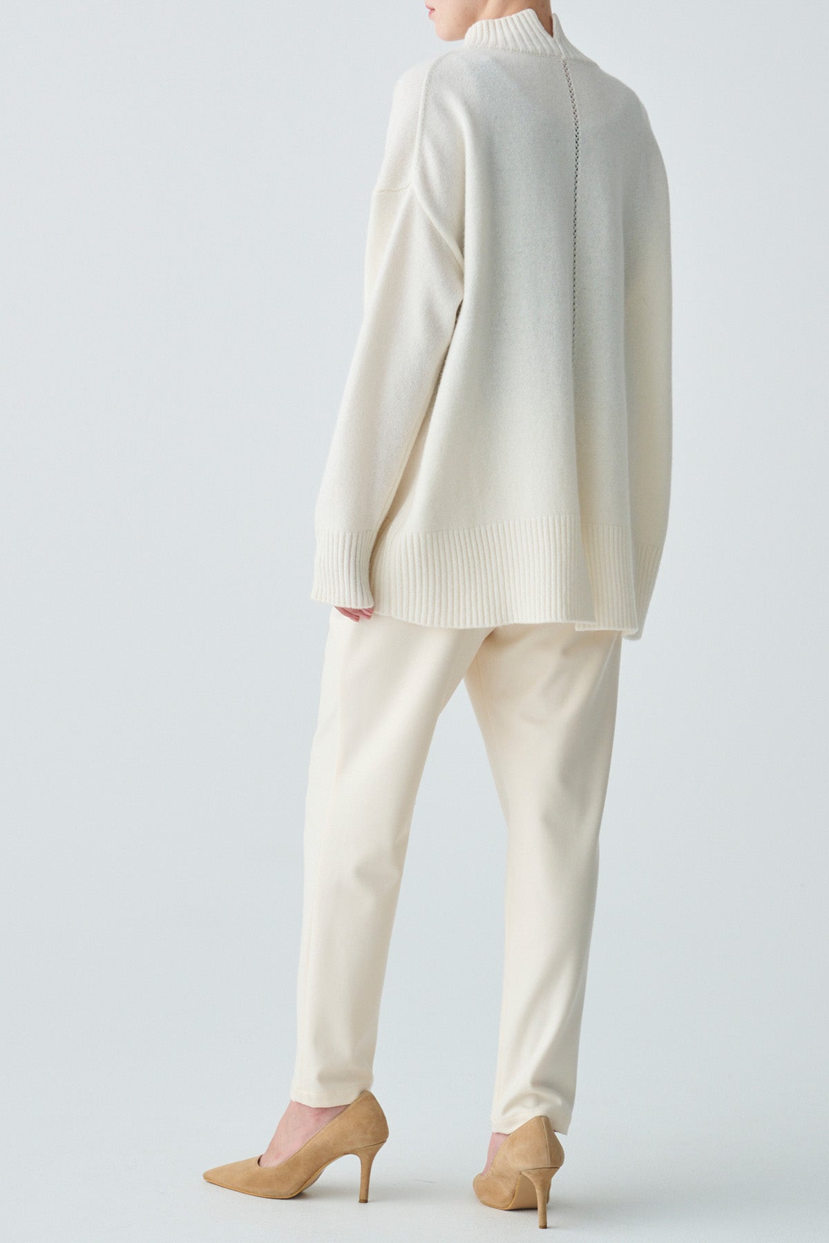 ハイネックスリットカラーウールニット