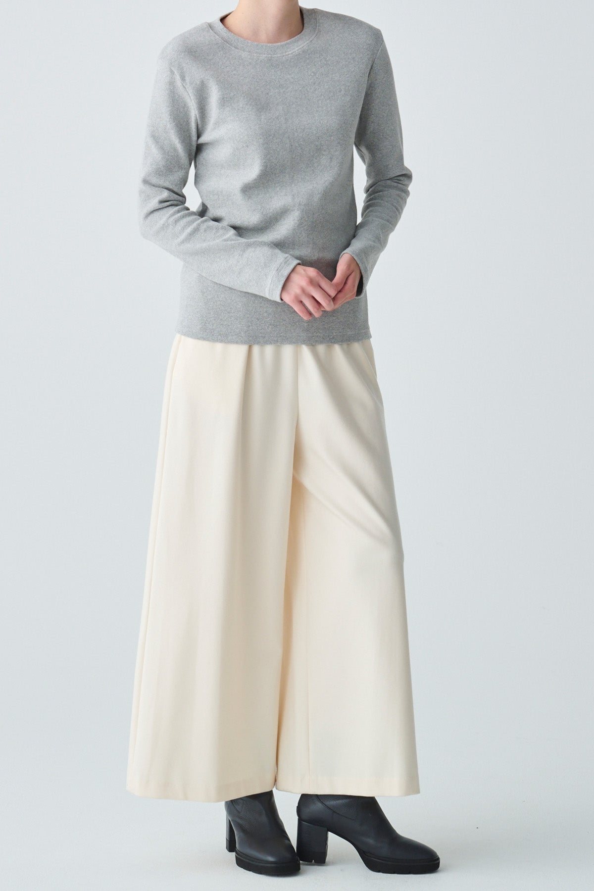 微起毛クルーネックカットソー