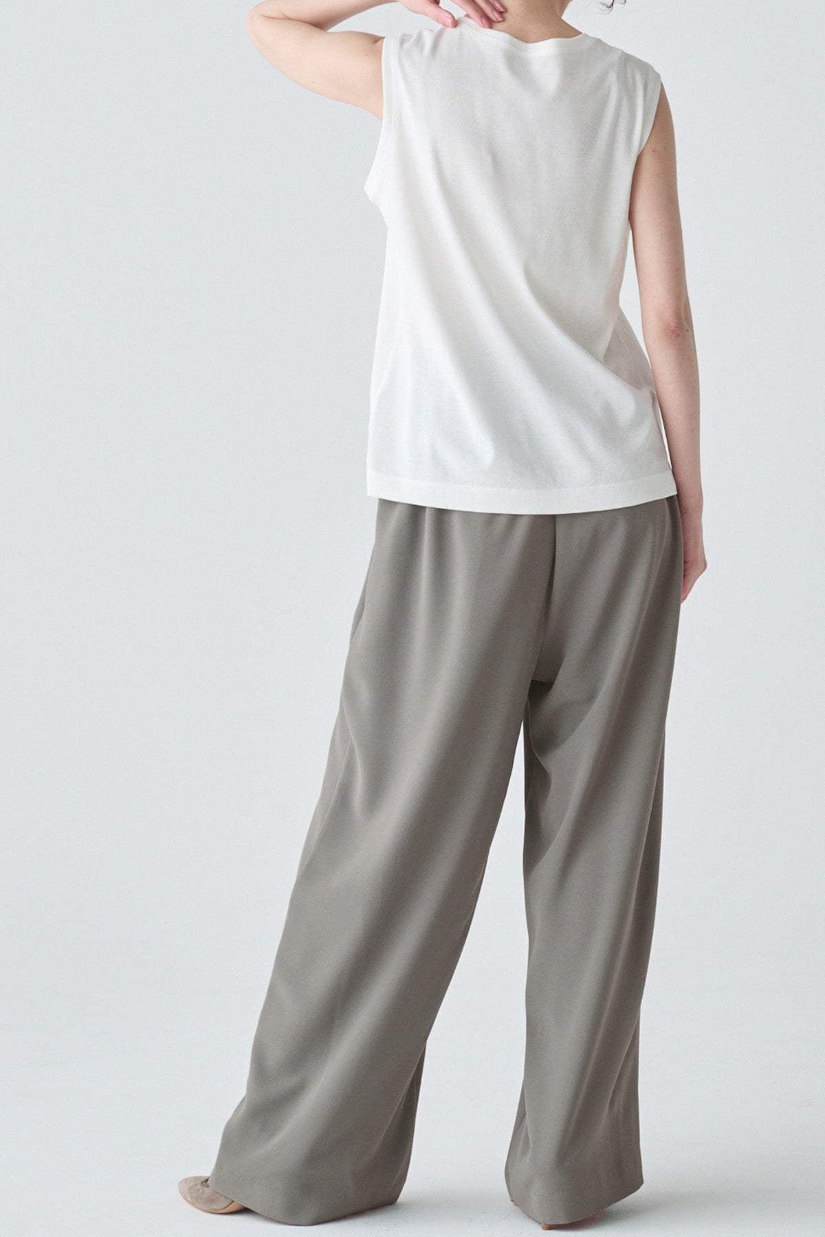 ベーシックタンクトップ