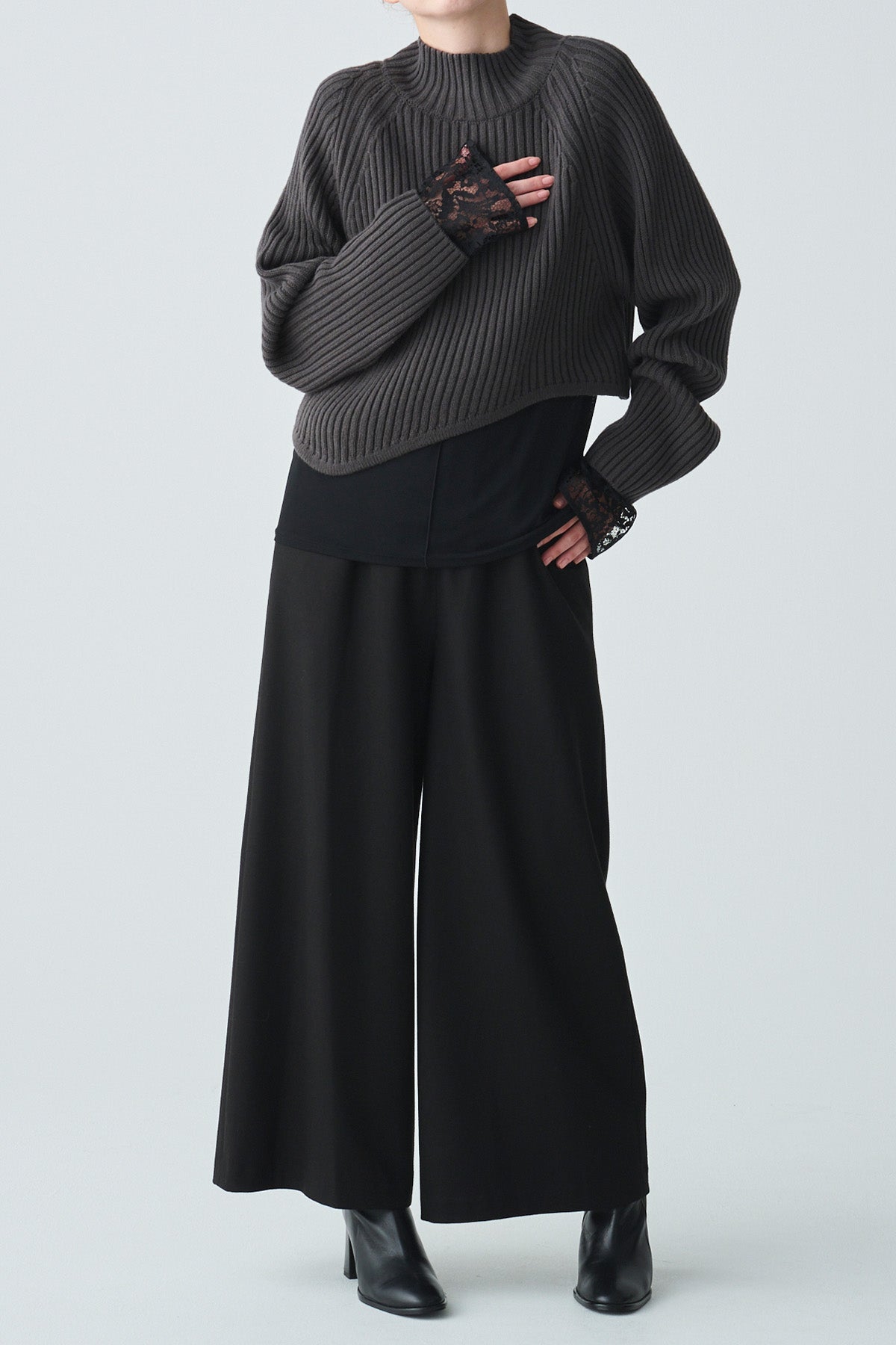 レースカフアクセントメッシュプルオーバー