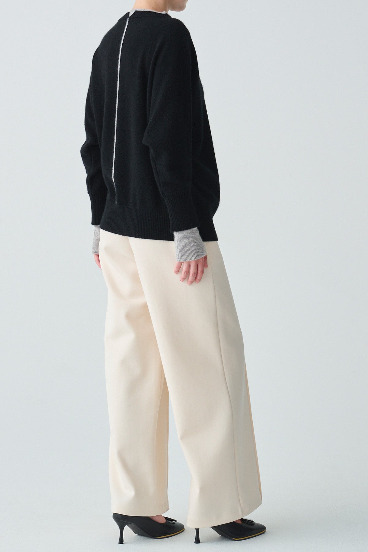 バイカラーレイヤードカフカシミヤニット