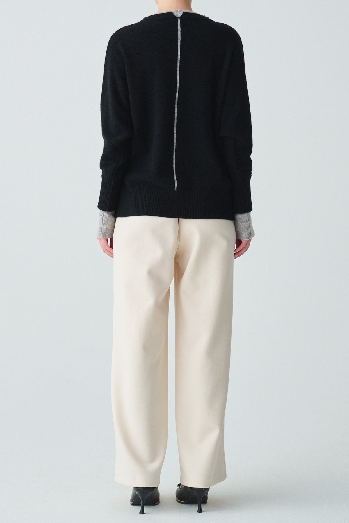 バイカラーレイヤードカフカシミヤニット