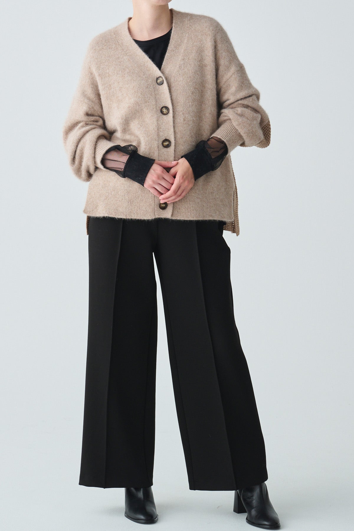 メッシュアクセントスリーブプルオーバー