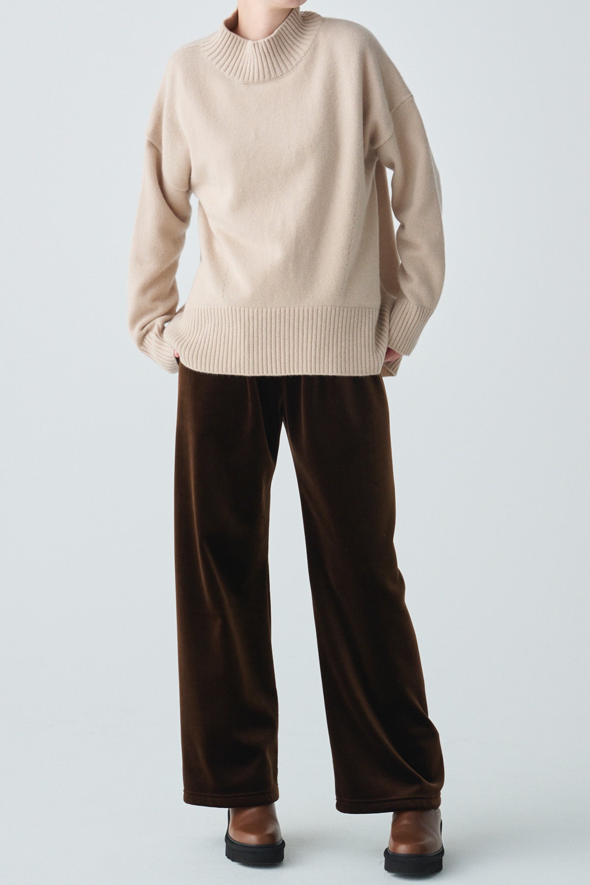 ダブルサイドベロアワイドパンツ