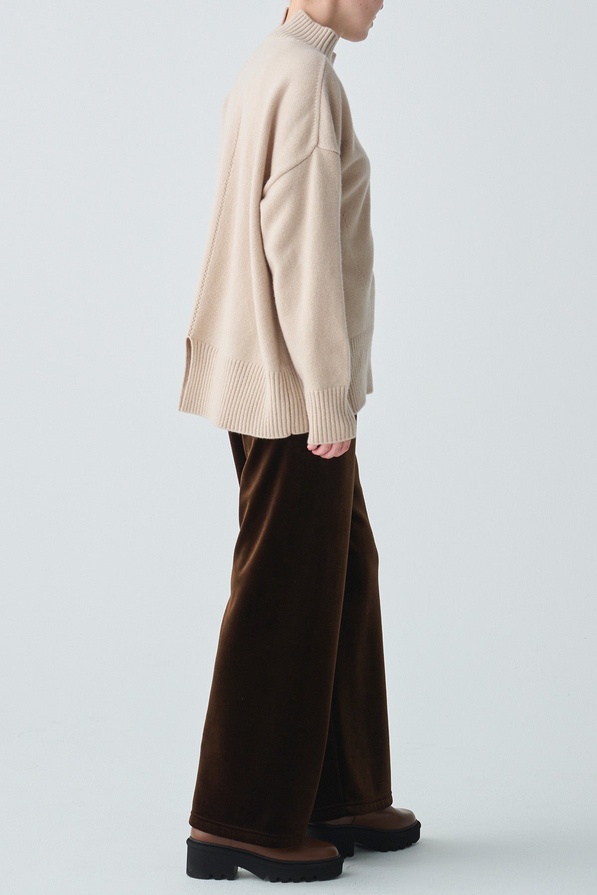 ダブルサイドベロアワイドパンツ