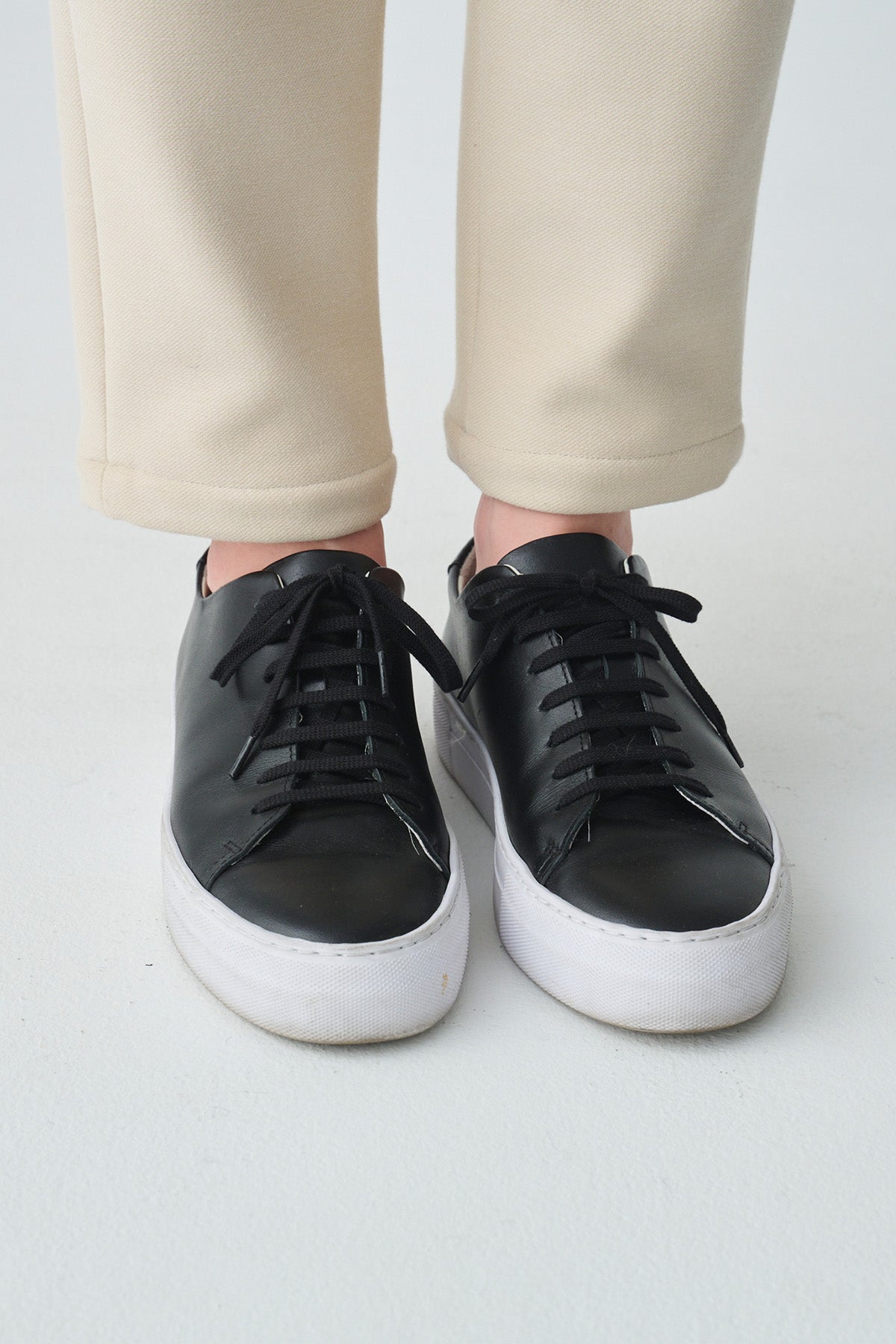 ローカットレザースニーカー (WOMENS)
