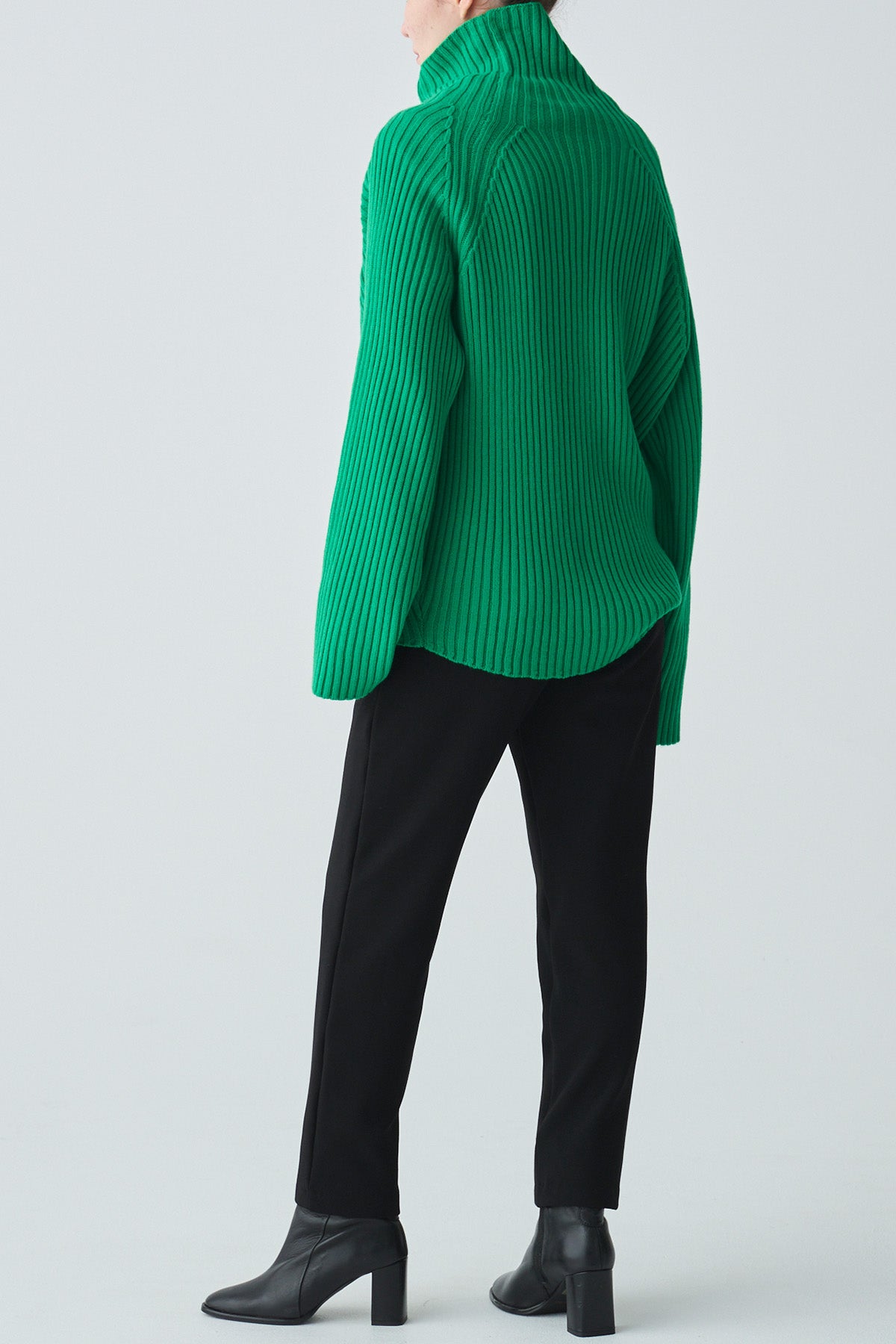 ボトルネックワイドリブニット – LiSA LiSA ONLINE SHOP