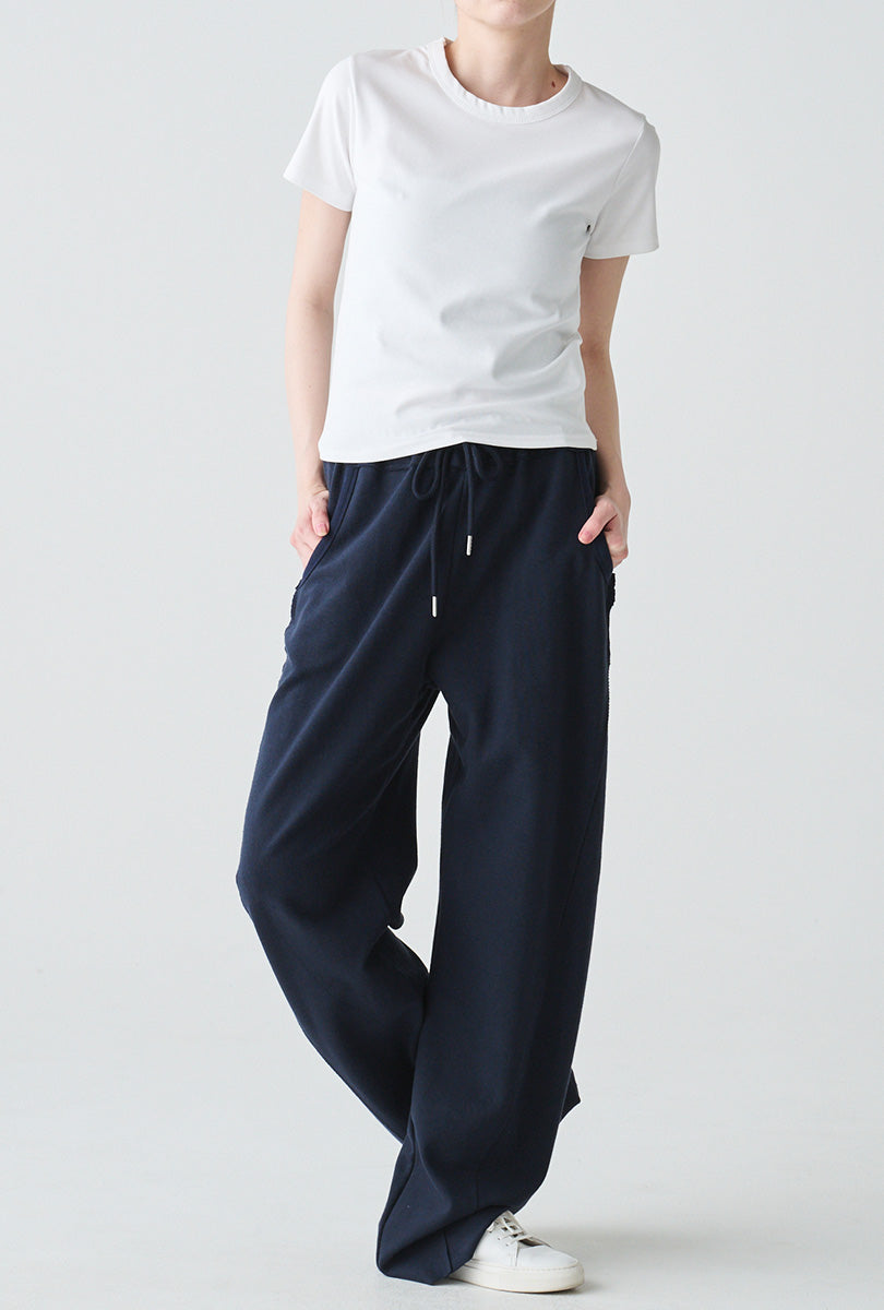ishi クルーネックコンパクトカットソー