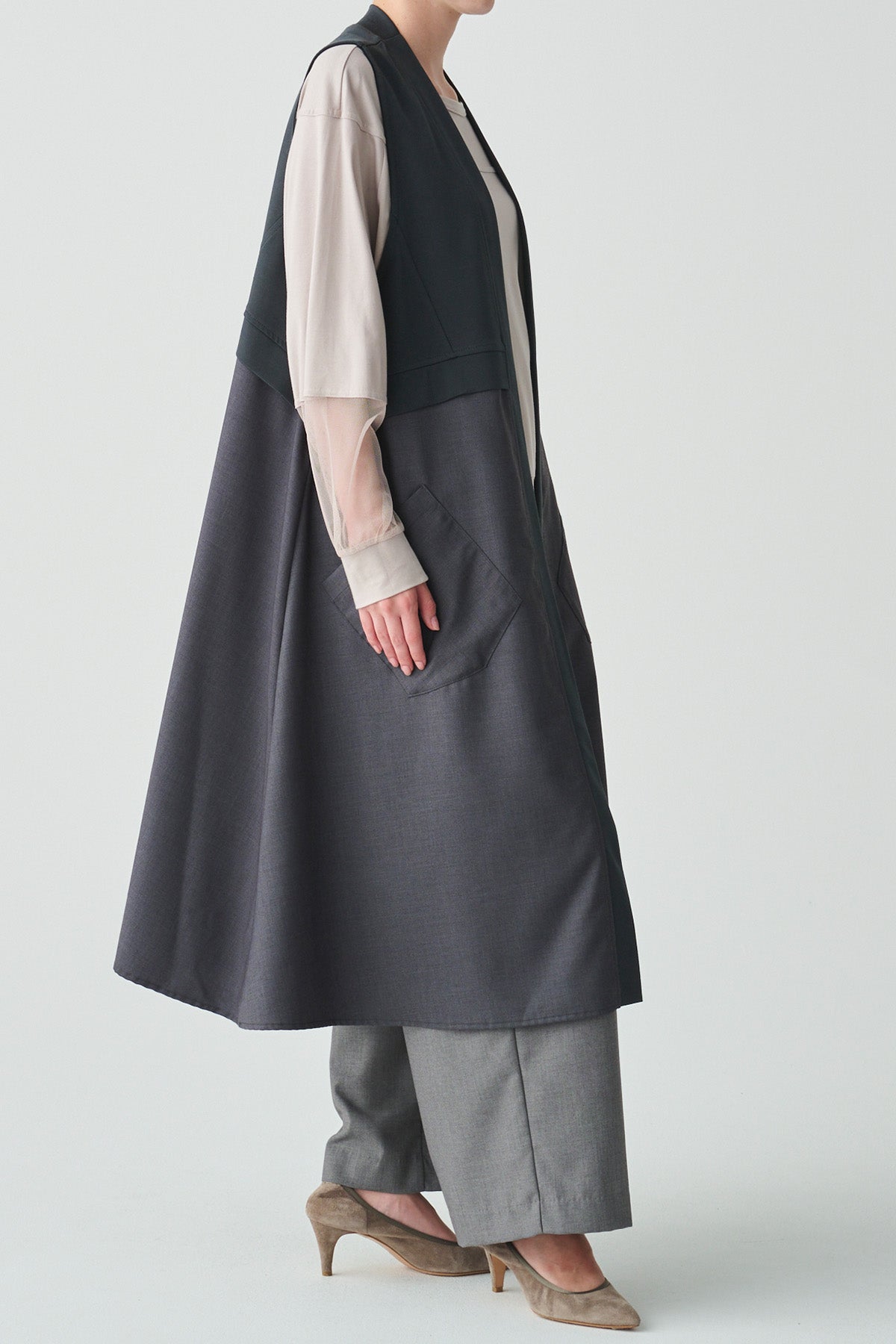 メッシュアクセントスリーブプルオーバー