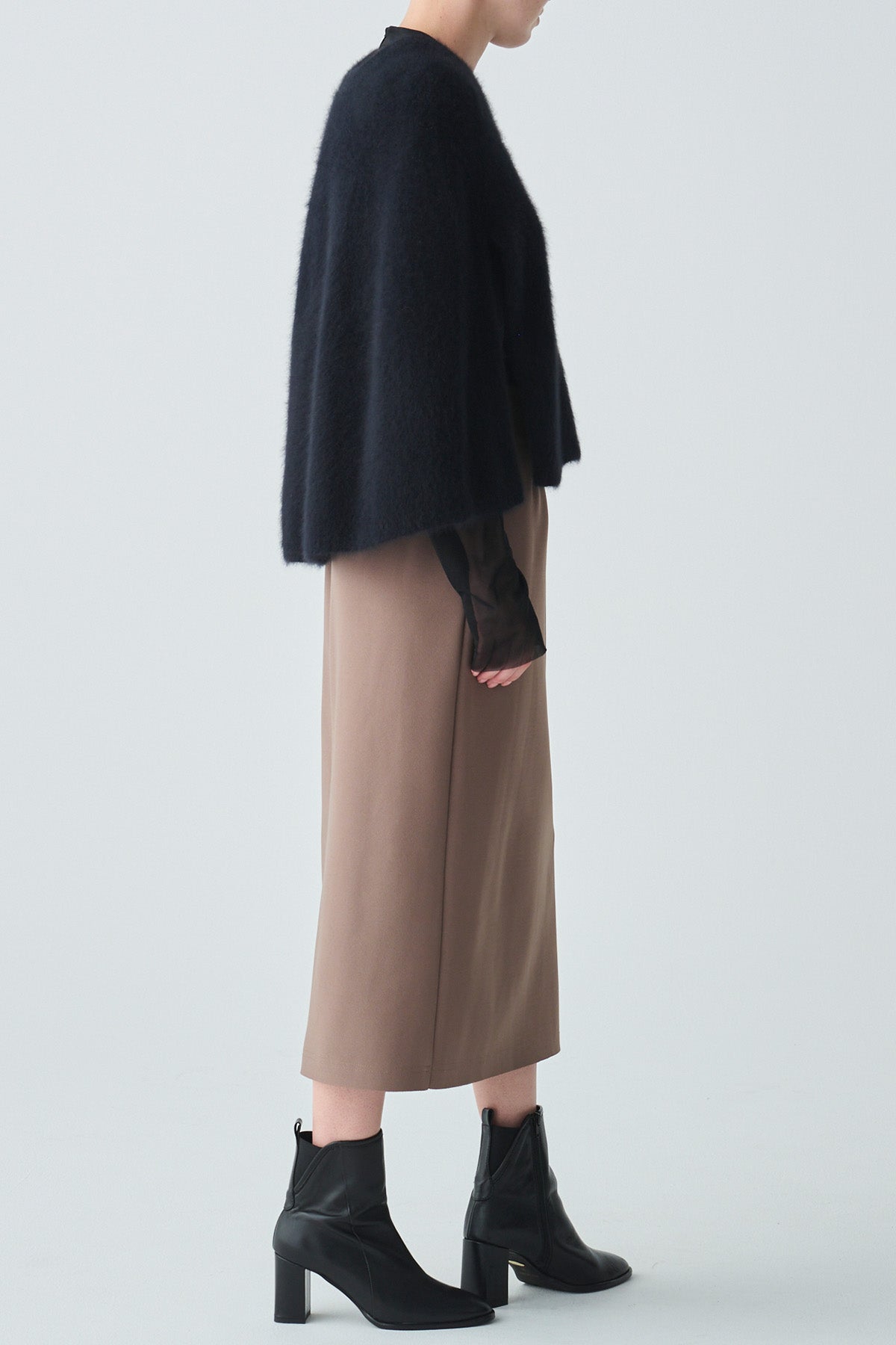 FOX×アルパカケープデザインニット