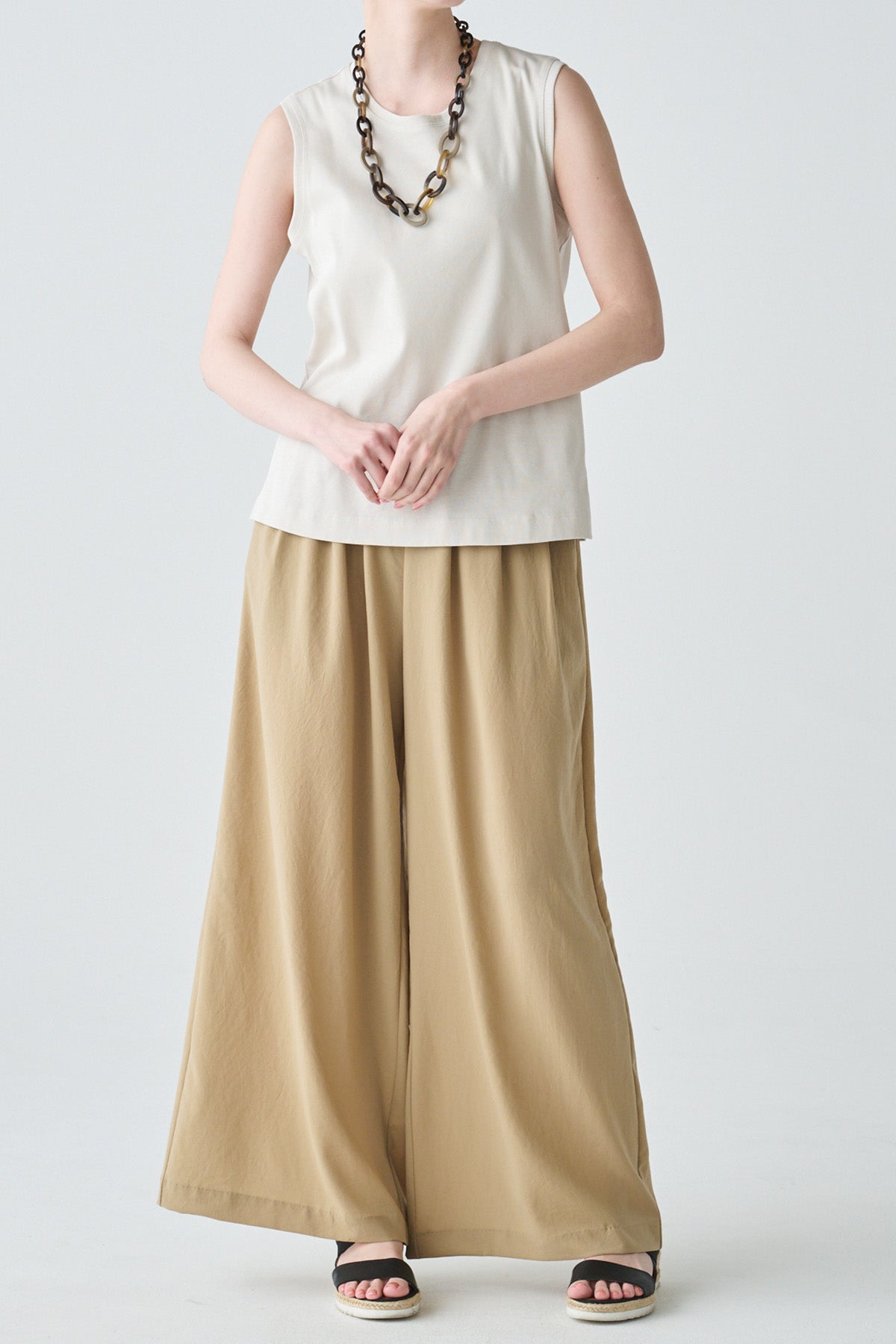 ベーシックタンクトップ