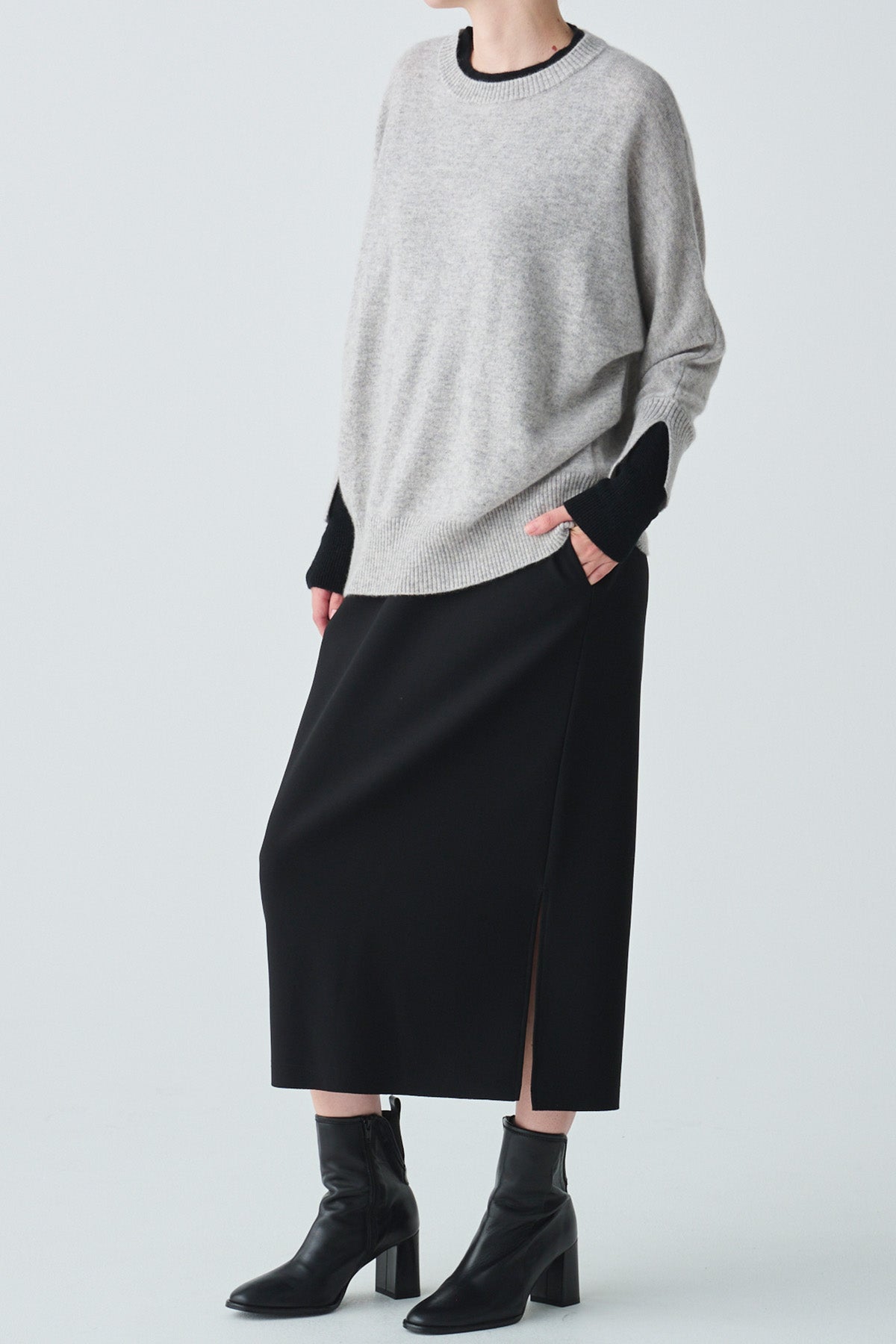 バイカラーレイヤードカフカシミヤニット