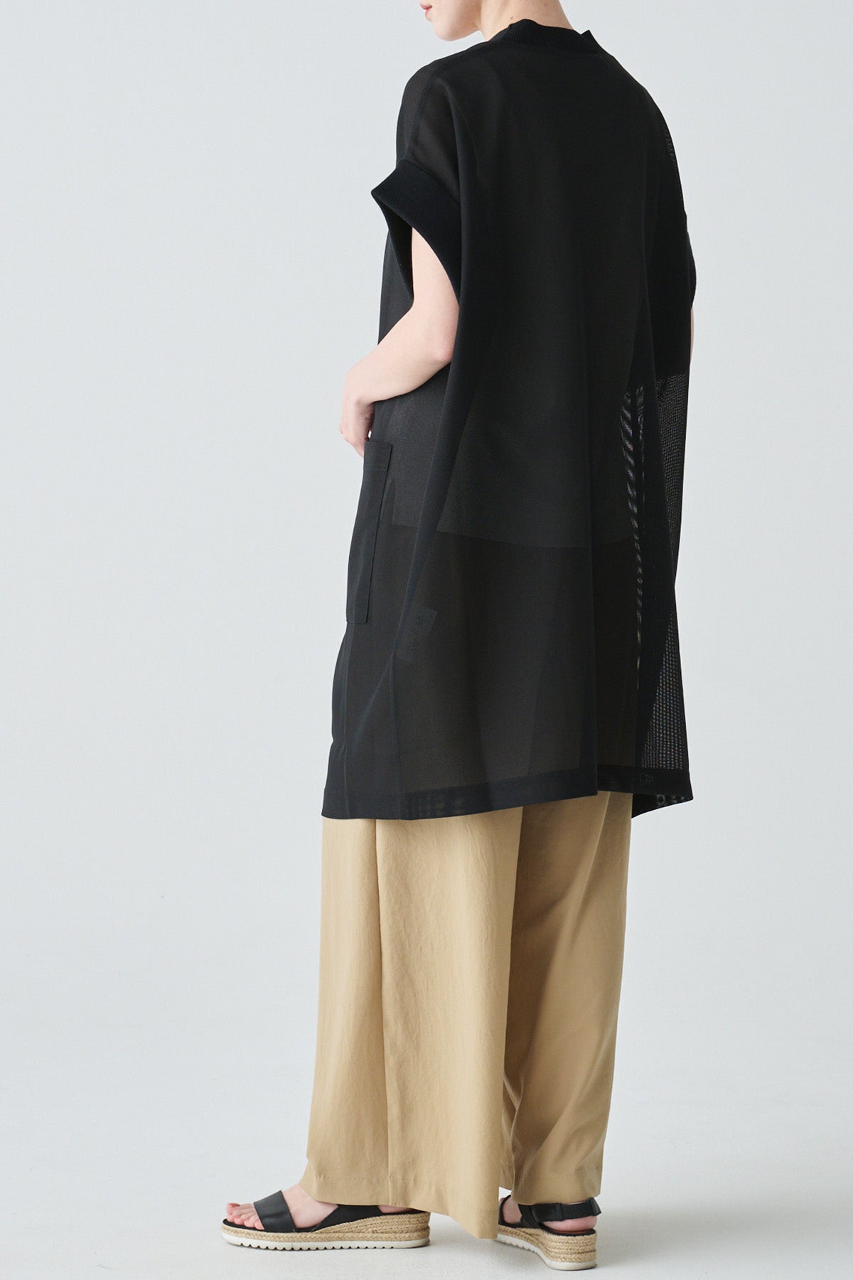 ファインメッシュジレ