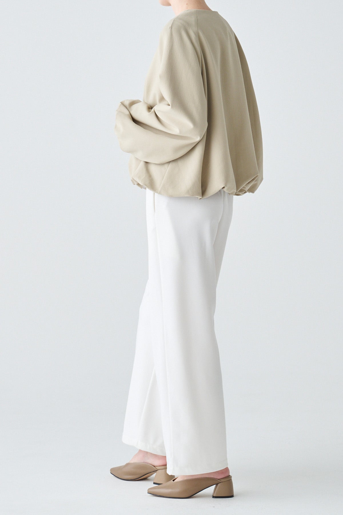 ダブルドロストセミワイドパンツ