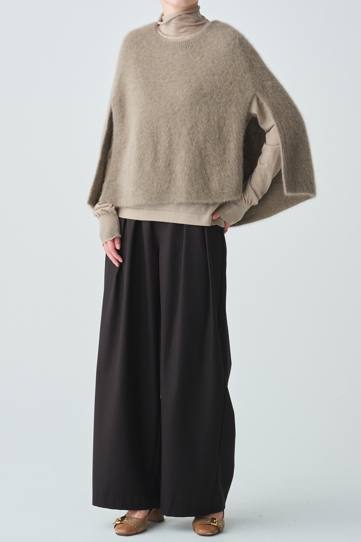 FOX×アルパカケープデザインニット