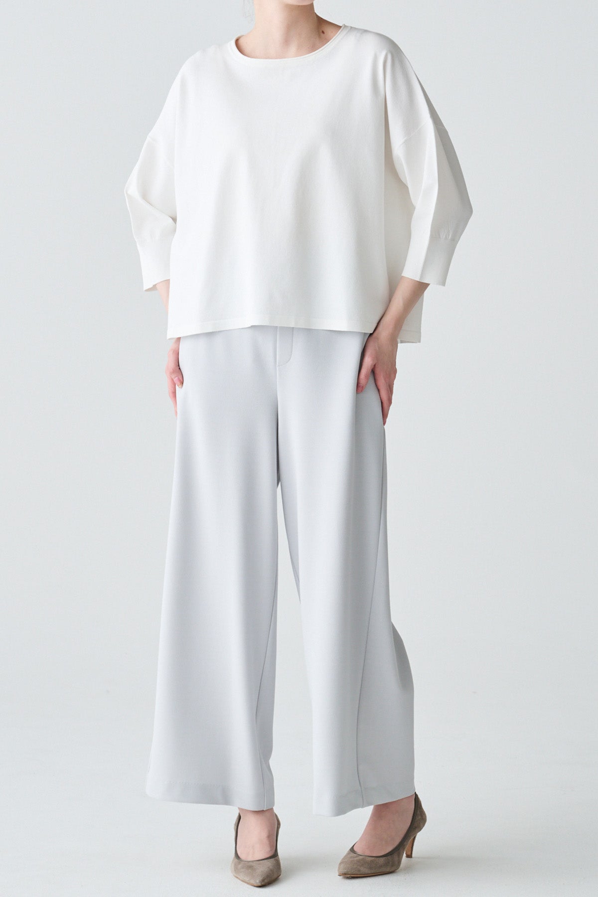 ハイストレッチドロップショルダープルオーバー