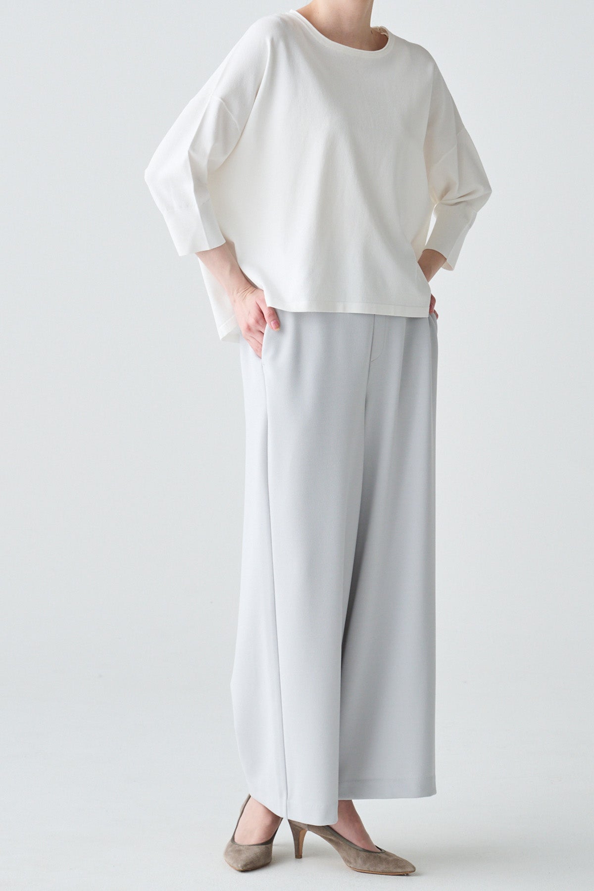 ハイストレッチドロップショルダープルオーバー