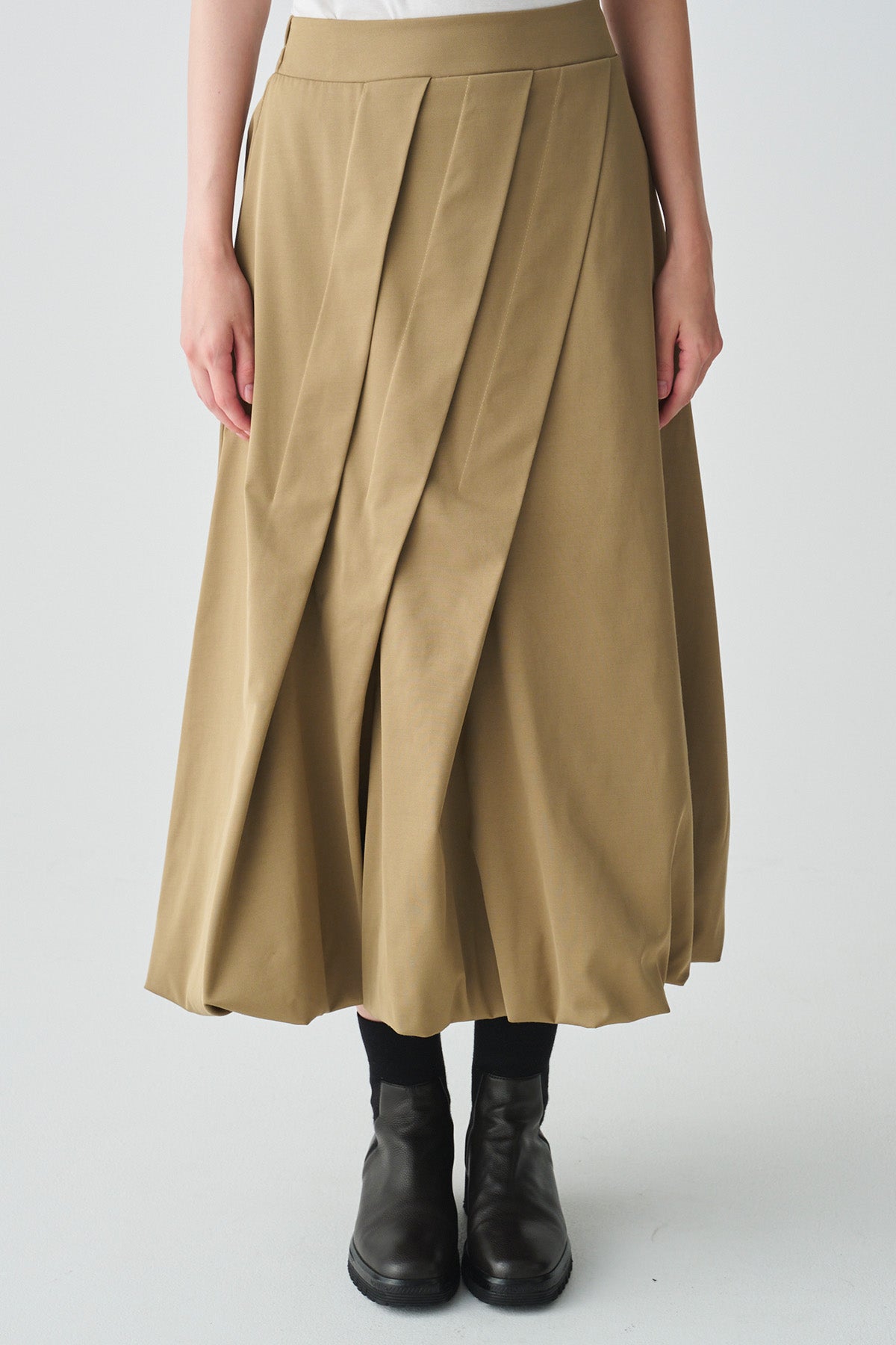 オブリークラインバルーンスカート – LiSA LiSA ONLINE SHOP