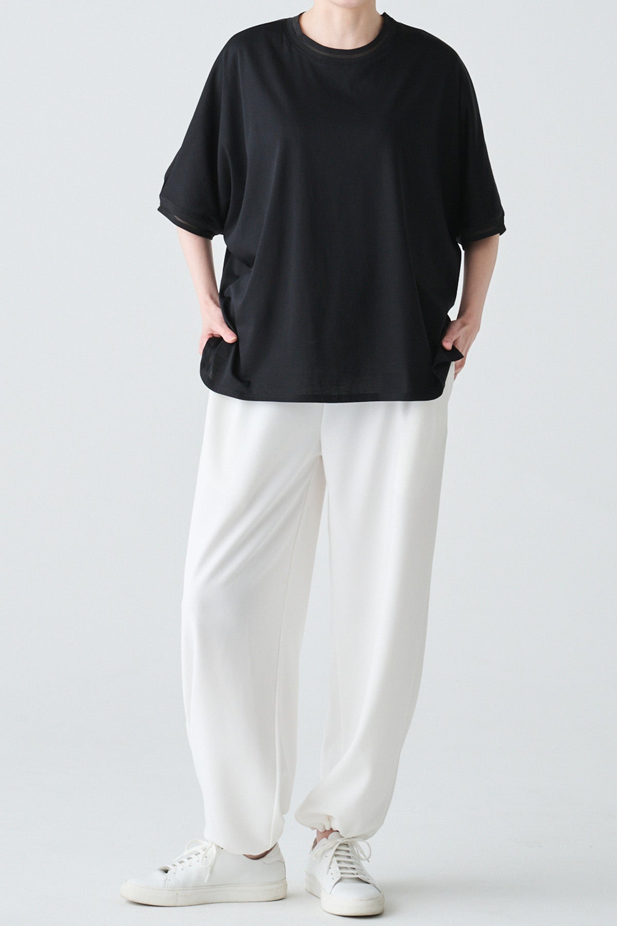 ローカットレザースニーカー (WOMENS)