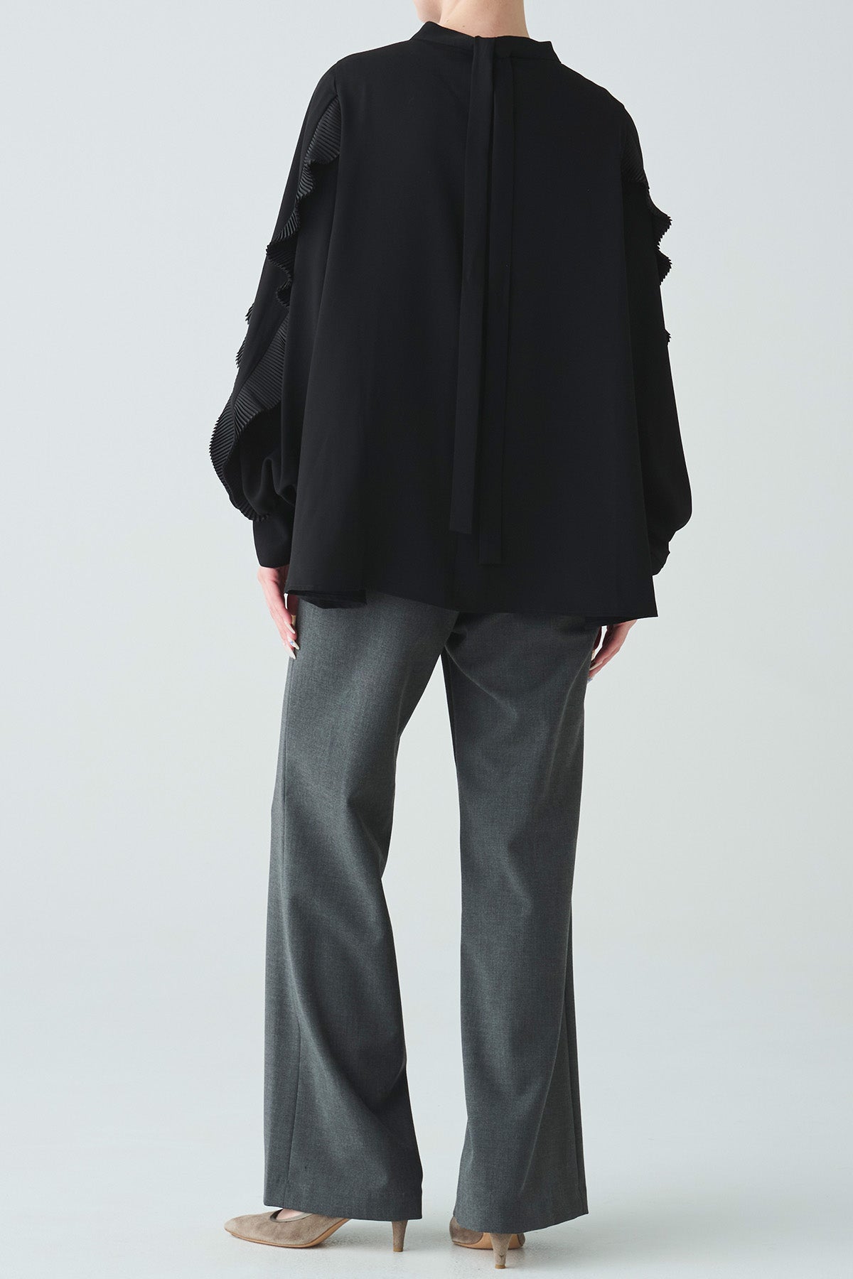 2WAYプリーツデザインスリーブブラウス