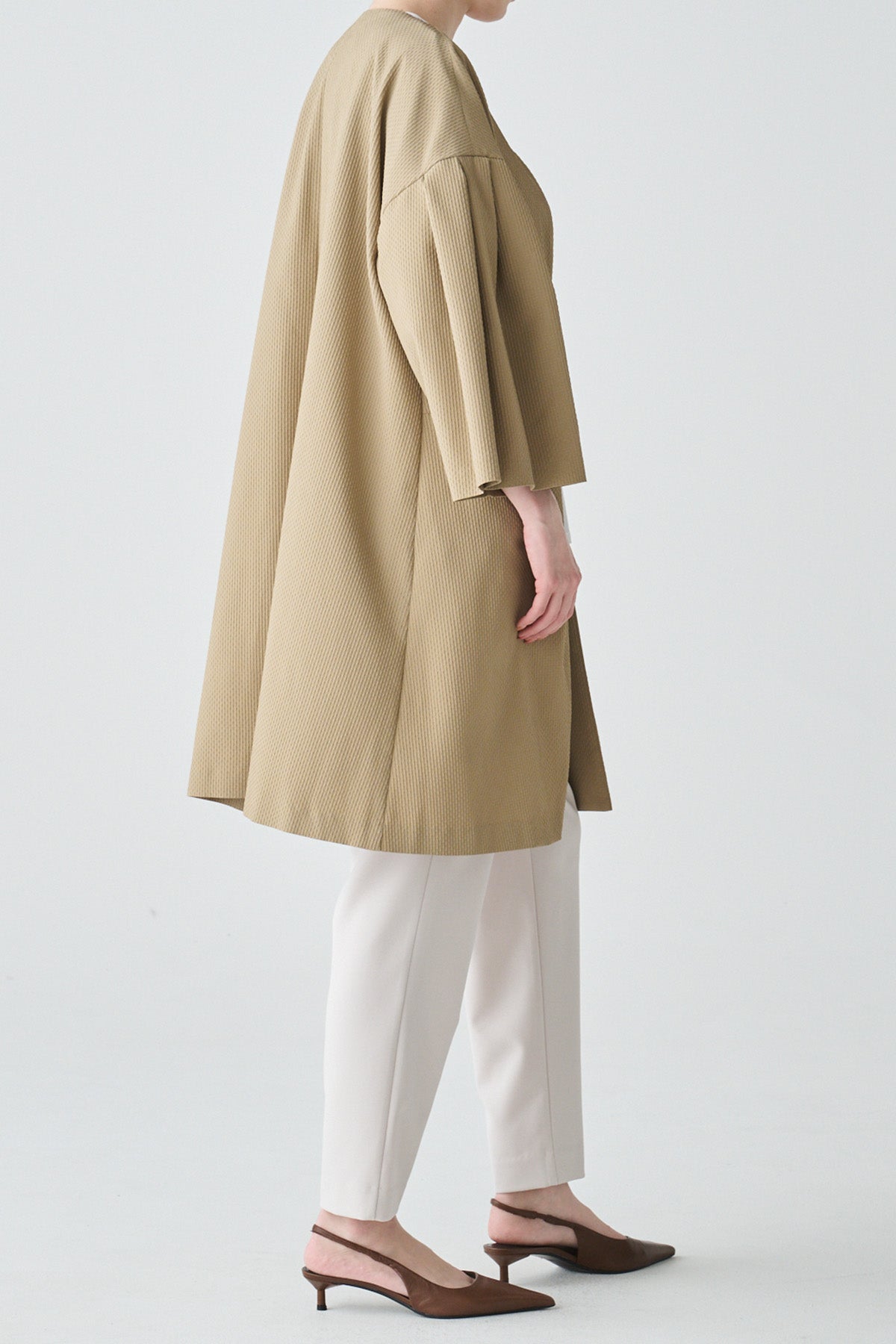 ボリュームスリーブエアリーコート