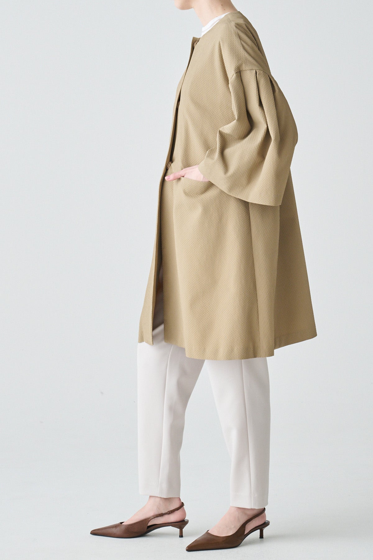 ボリュームスリーブエアリーコート