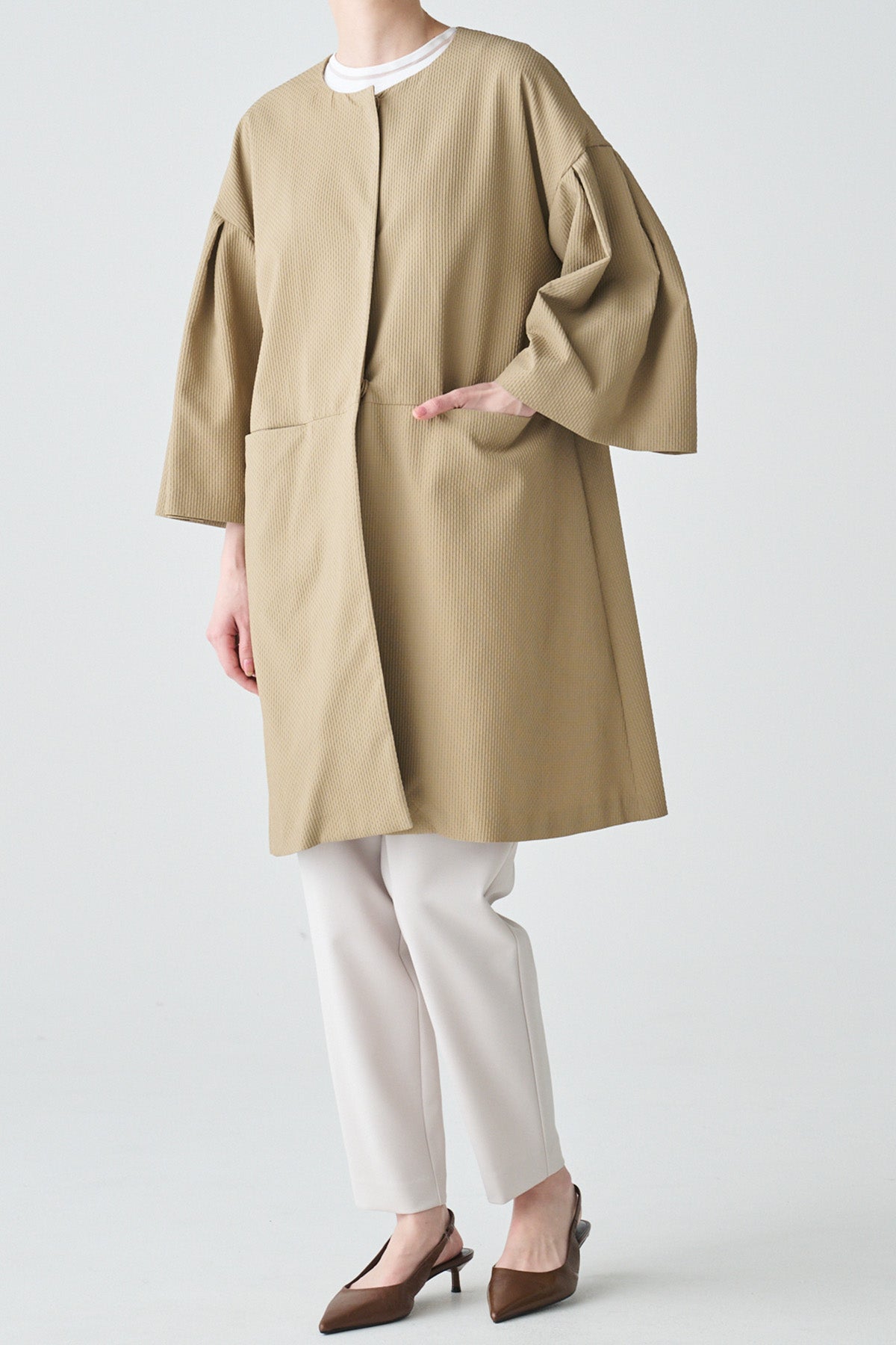 ボリュームスリーブエアリーコート