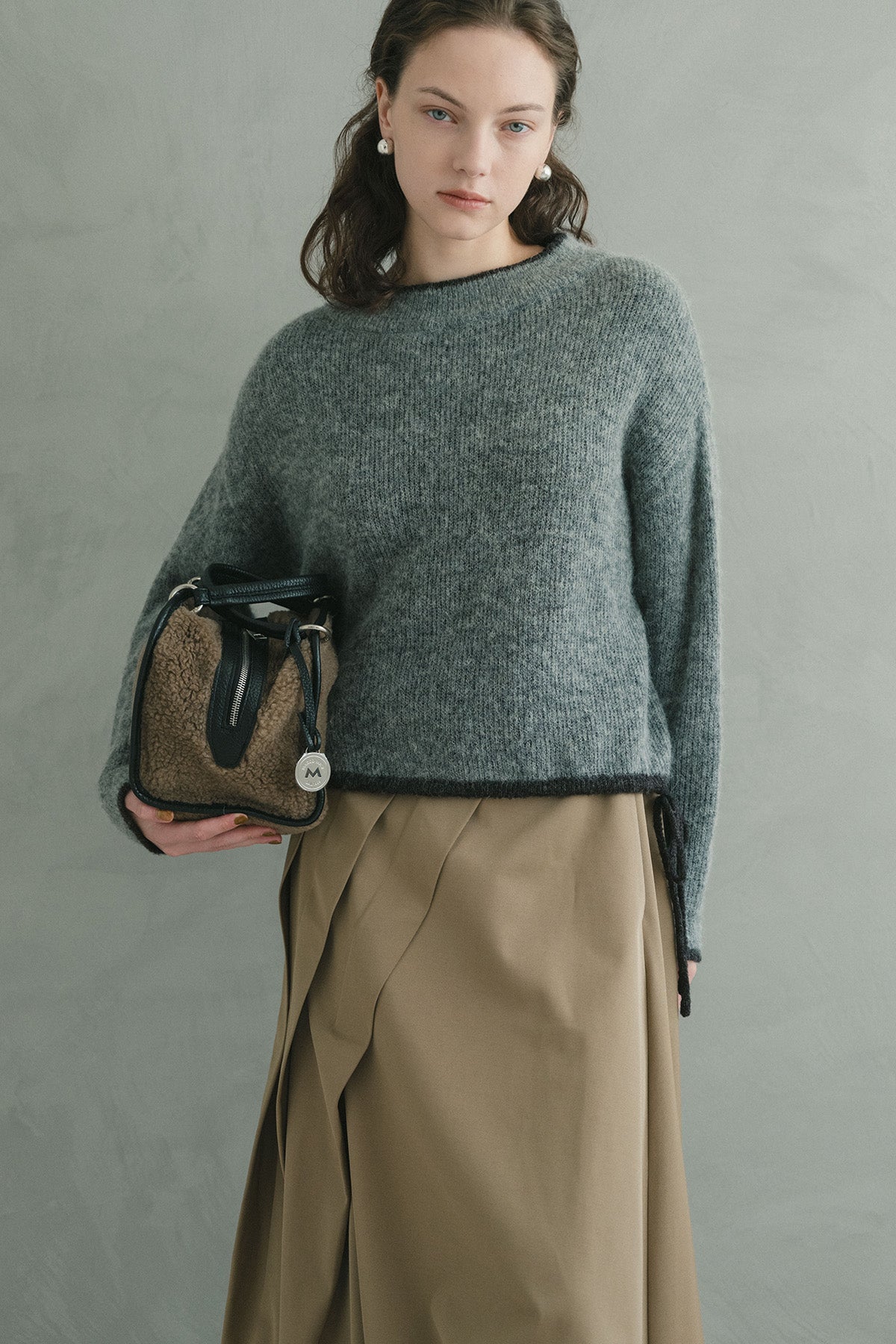 MARCO MASI フェイクボアキューブバッグ