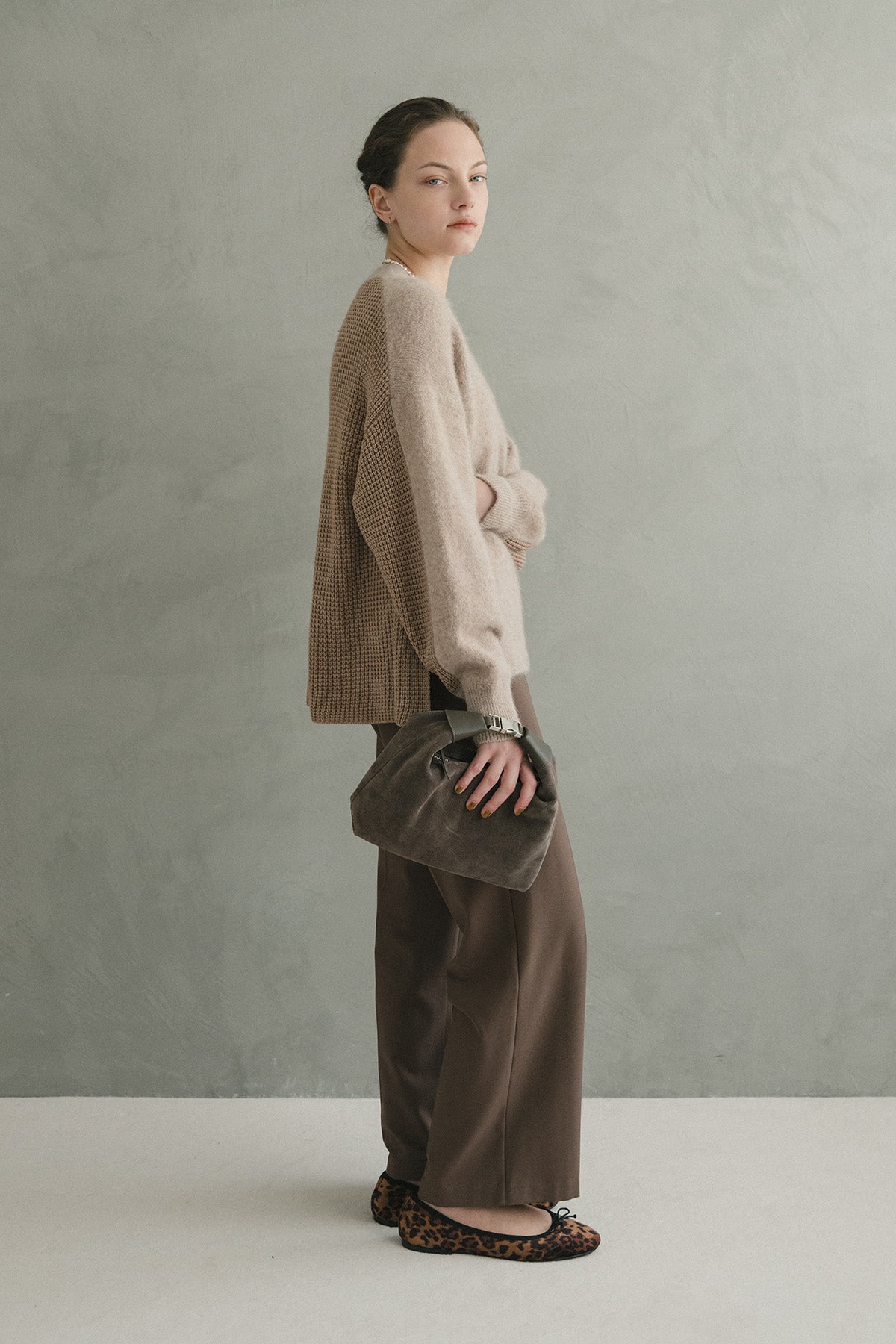 ワッフルデザインラクーン混カーディガン