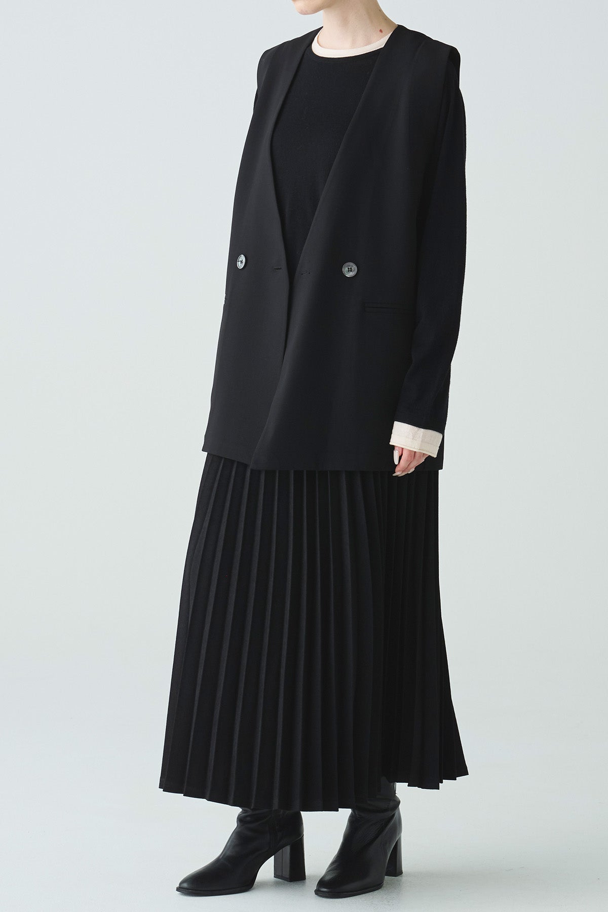 Vネックダブルブレストジレ