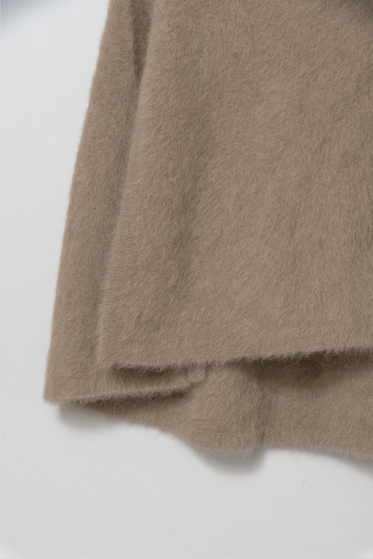 FOX×アルパカケープデザインニット