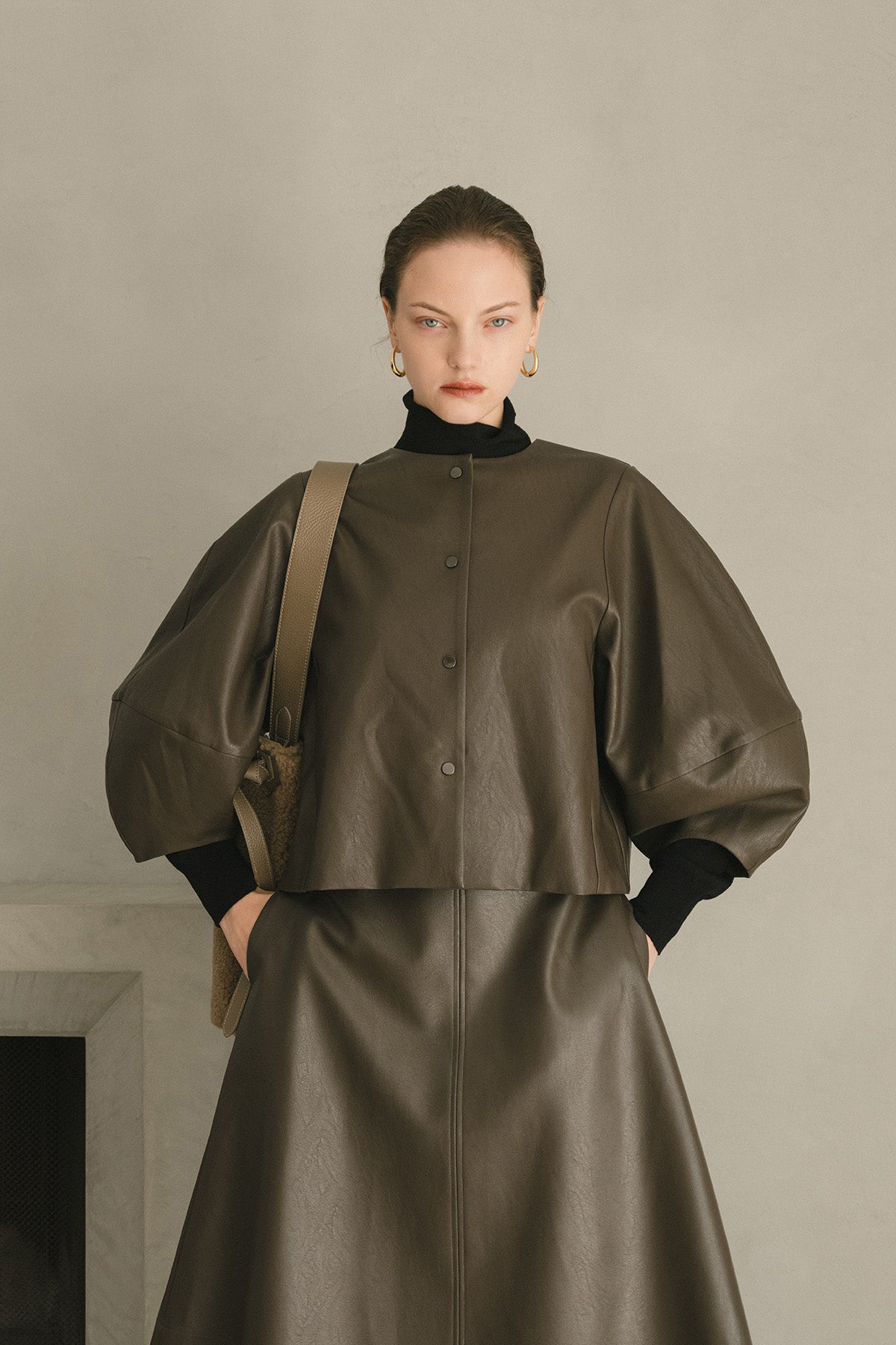 フェイクレザーボリュームスリーブブルゾン