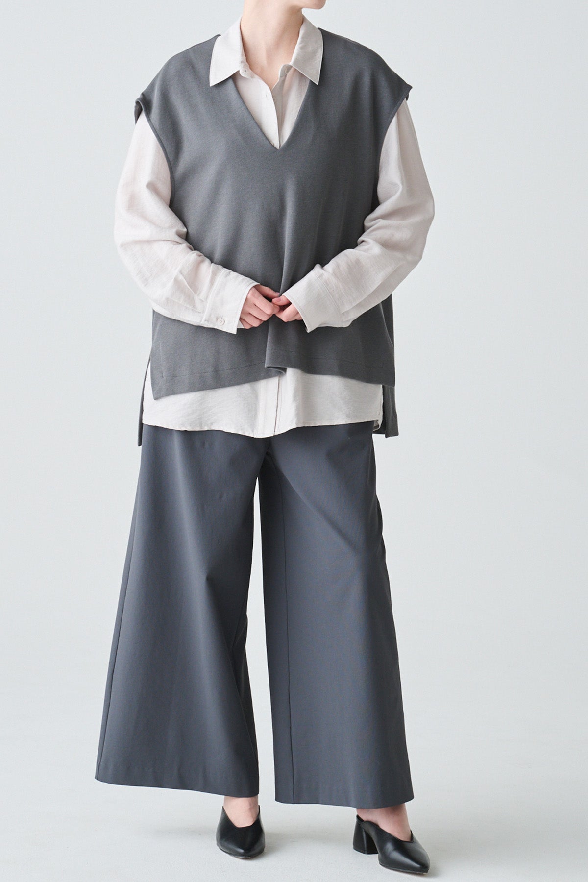 エフォートレスベーシックシャツ