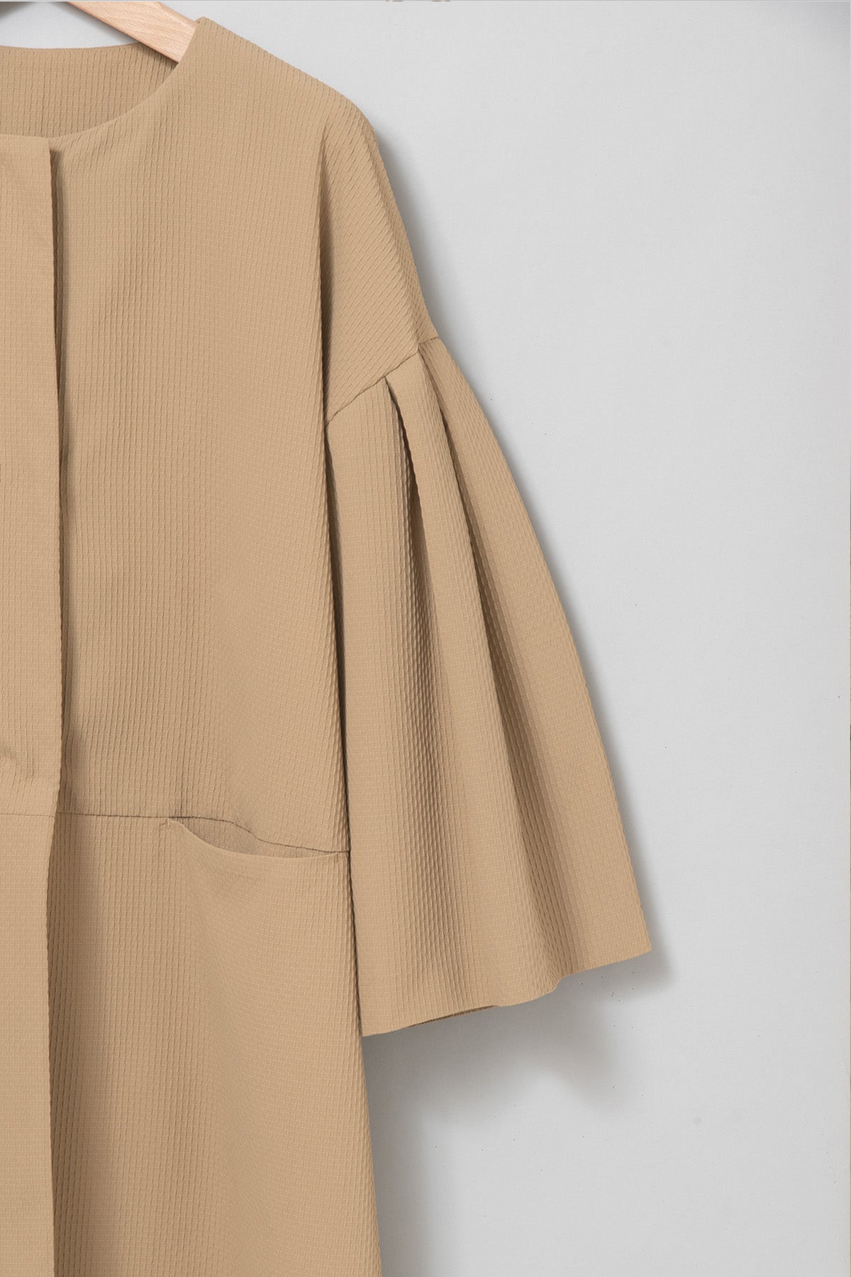 ボリュームスリーブエアリーコート