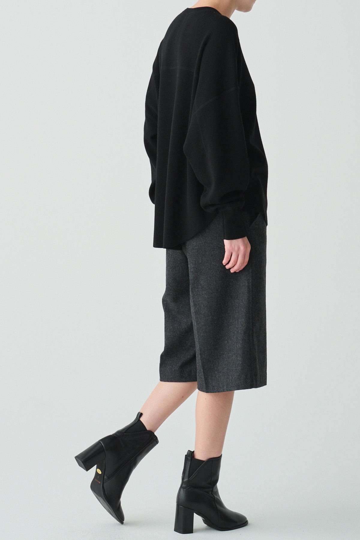 ヘリンボーンセンタープレスハーフパンツ