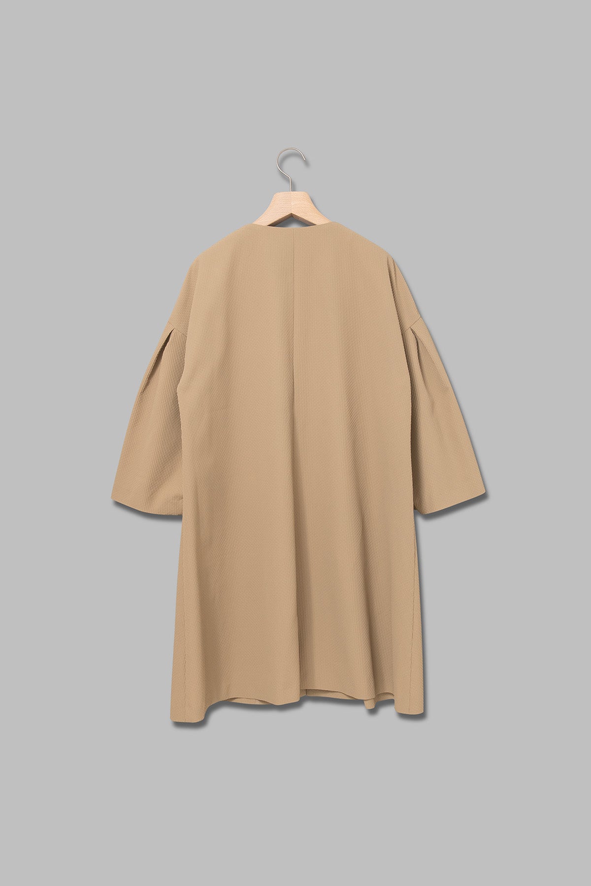 ボリュームスリーブエアリーコート
